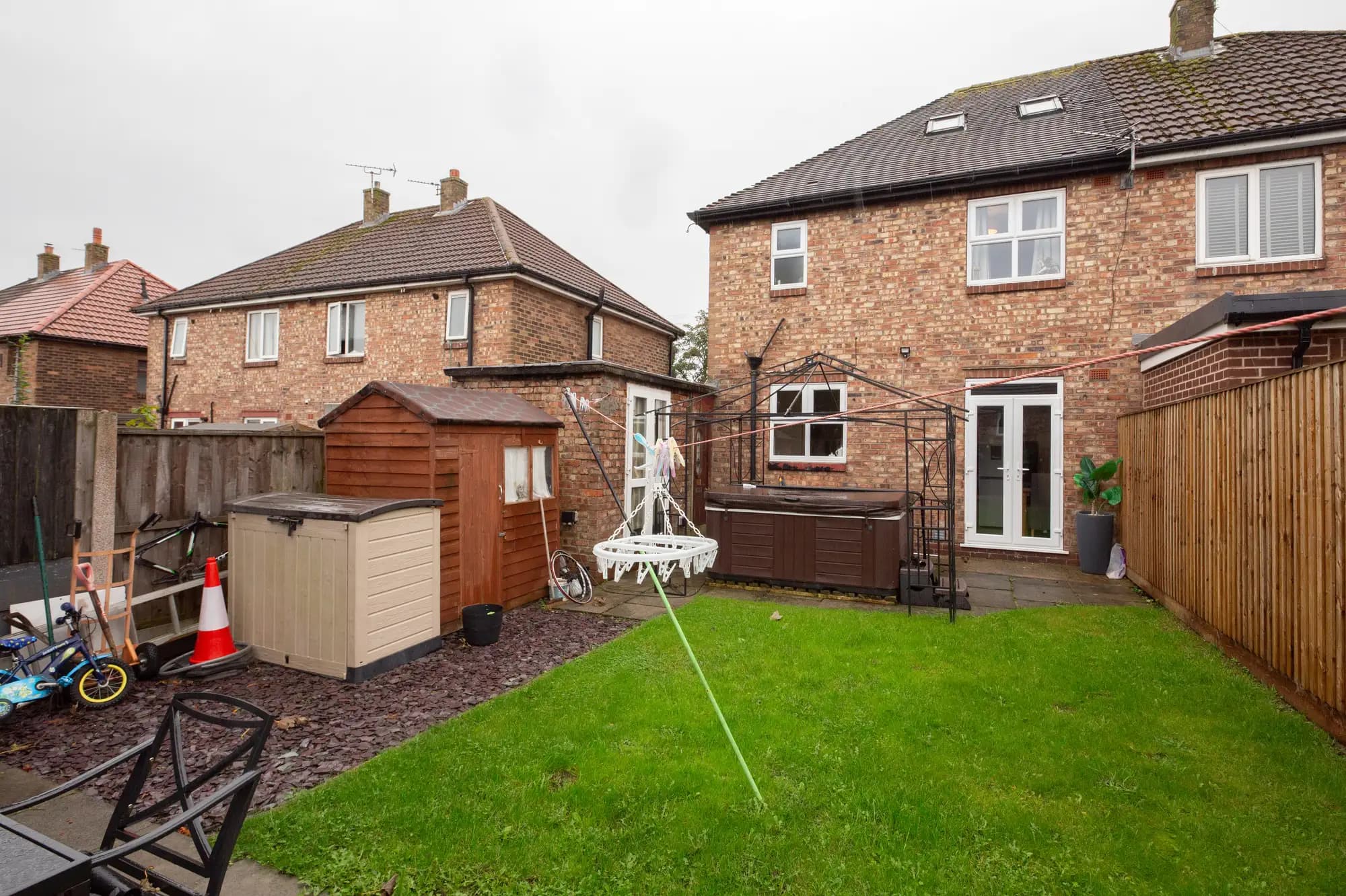property photo 18 of 20
