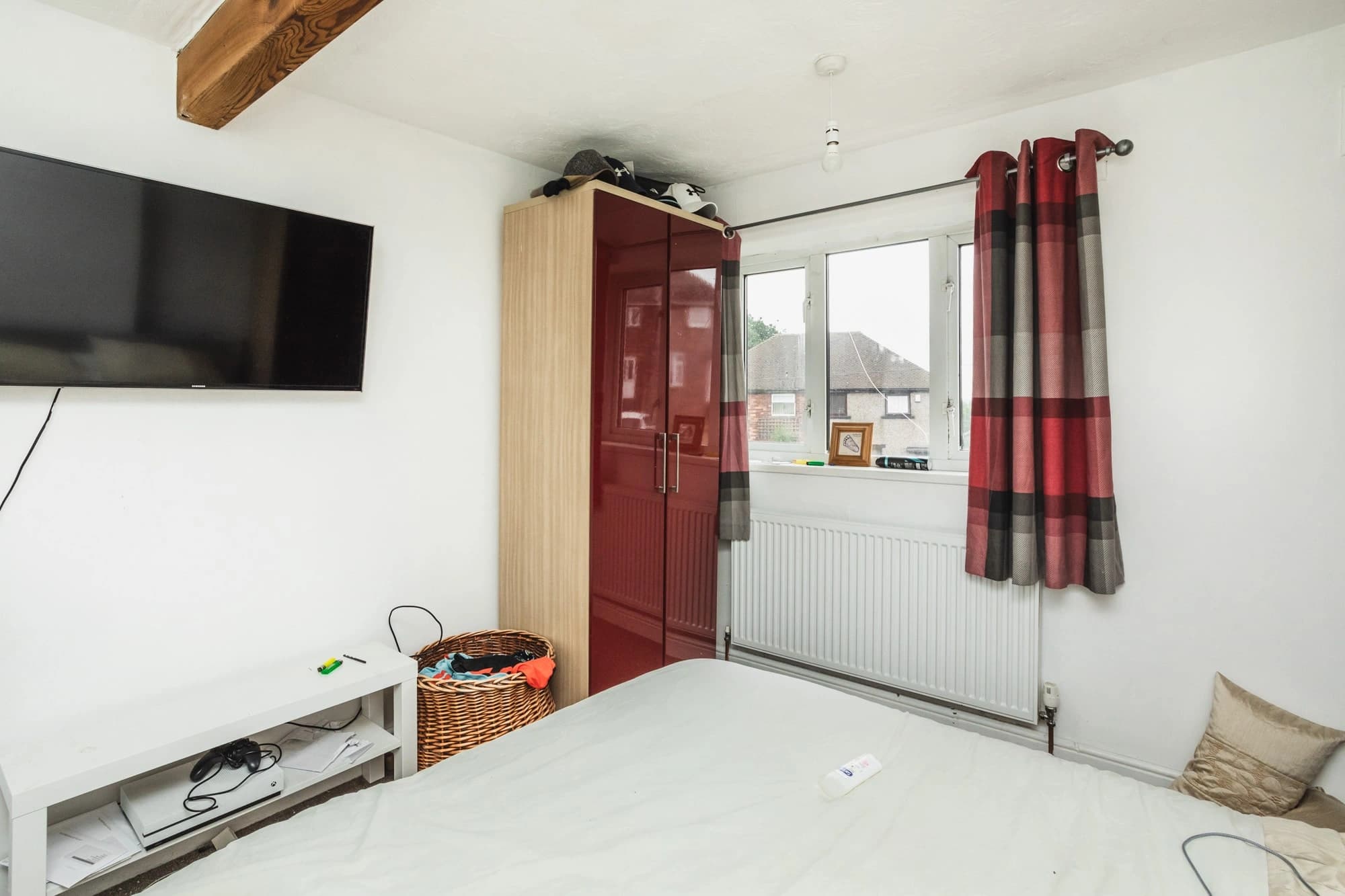 property photo 23 of 32