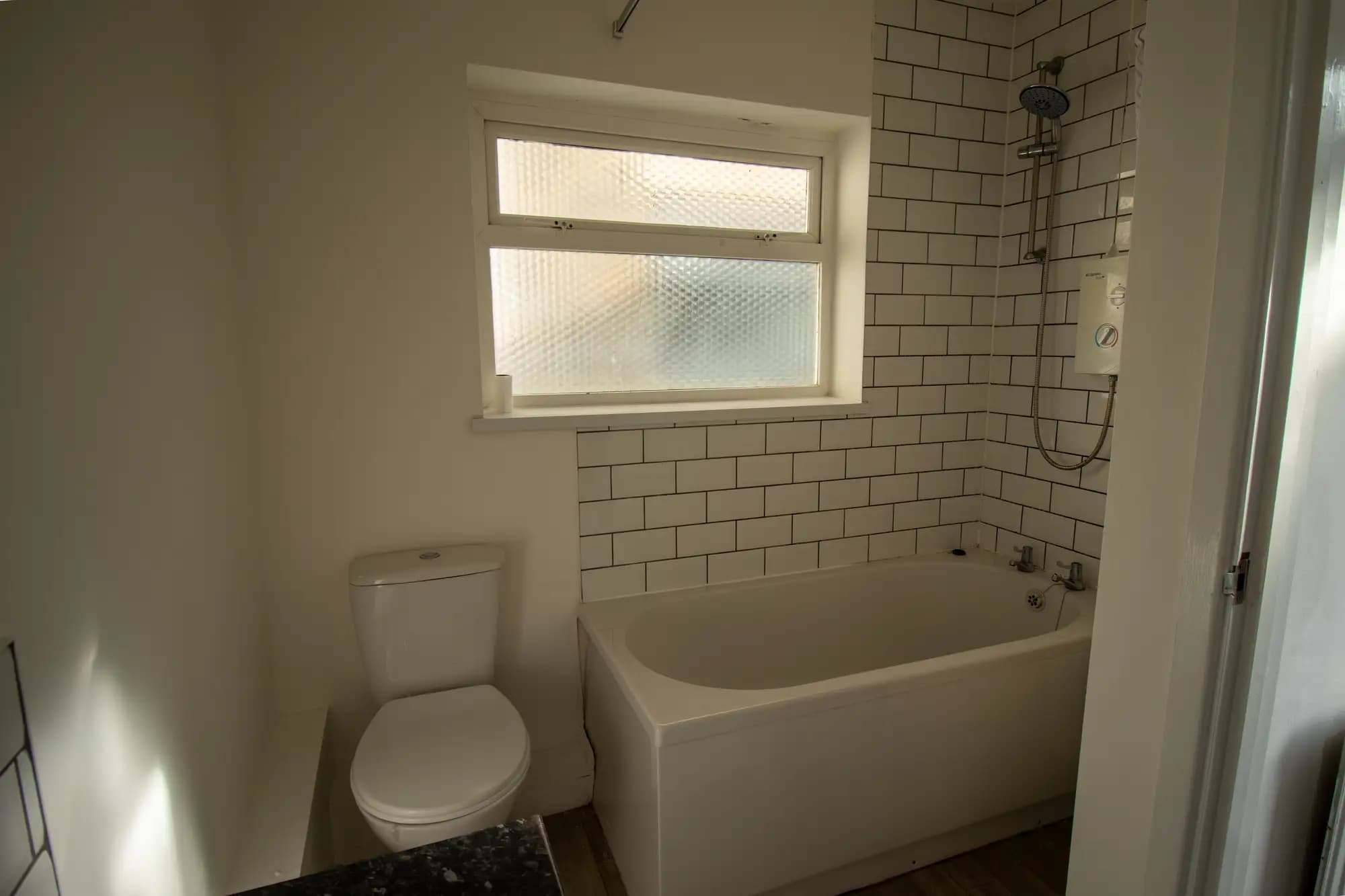 property photo 7 of 16