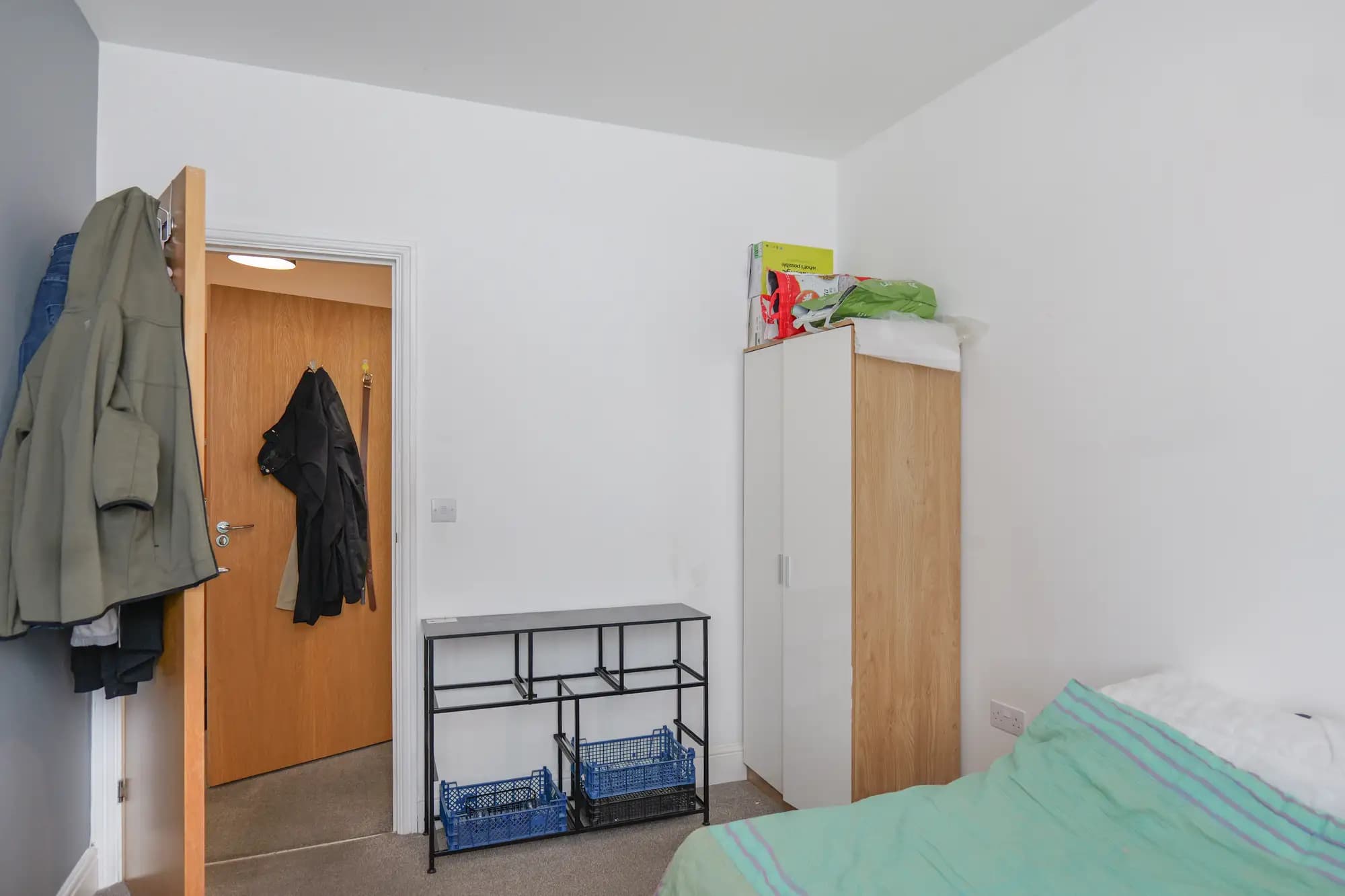property photo 7 of 16