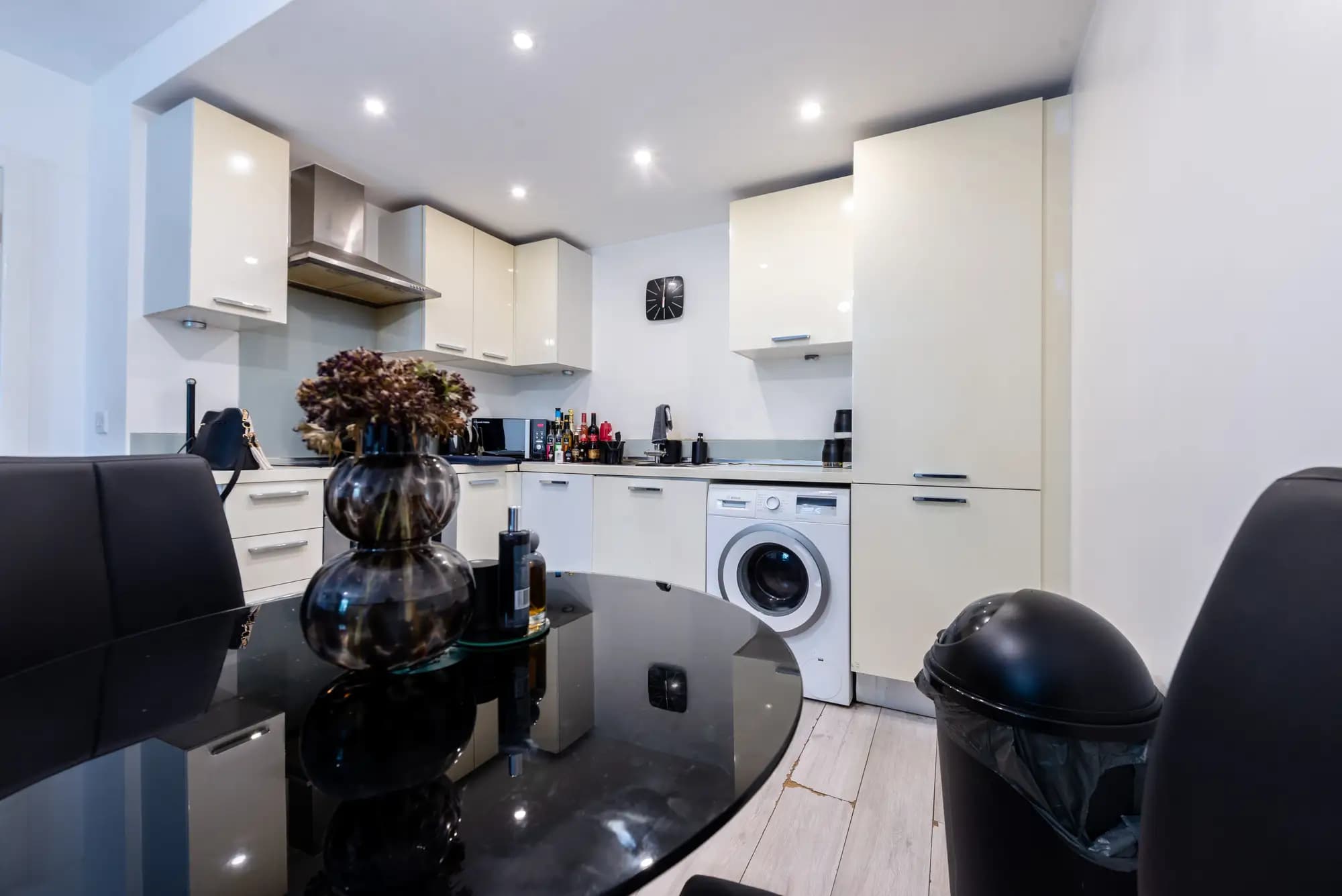 property photo 11 of 42