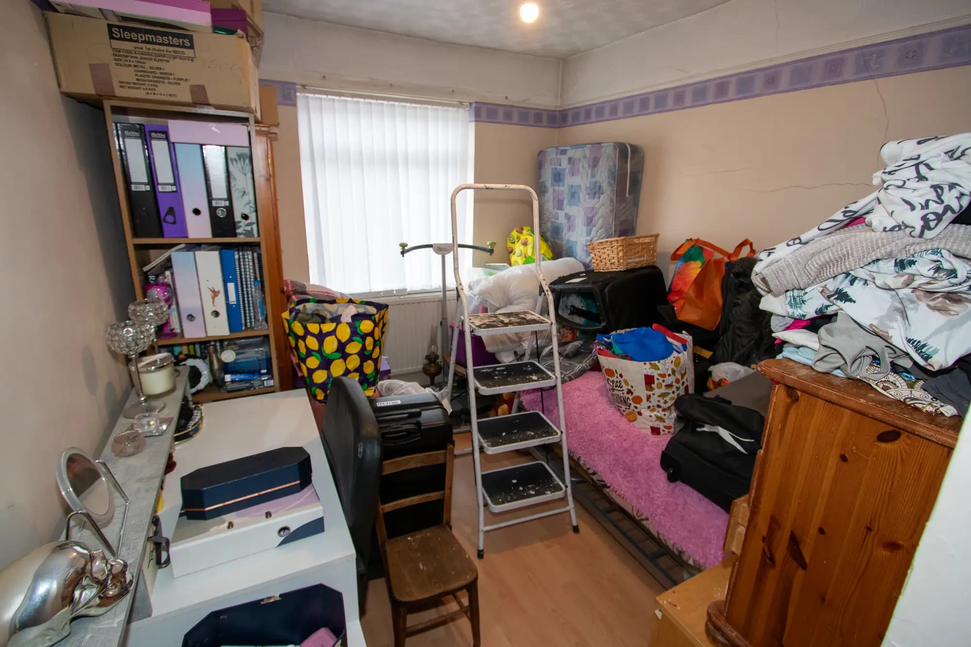 property photo 13 of 17