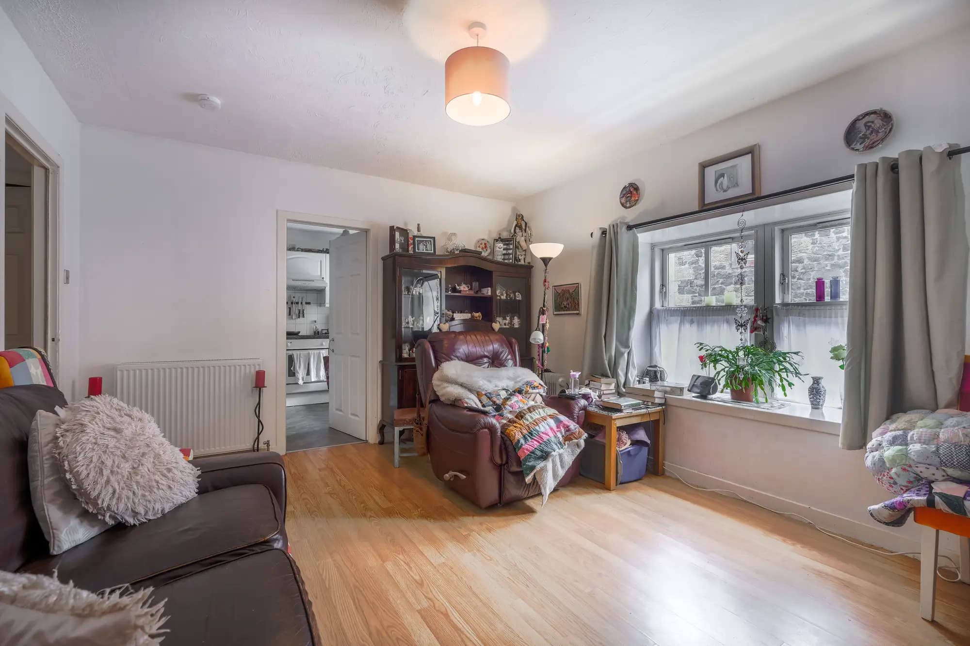 property photo 3 of 21