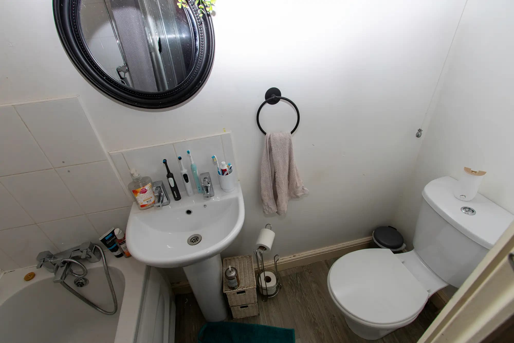 property photo 7 of 13