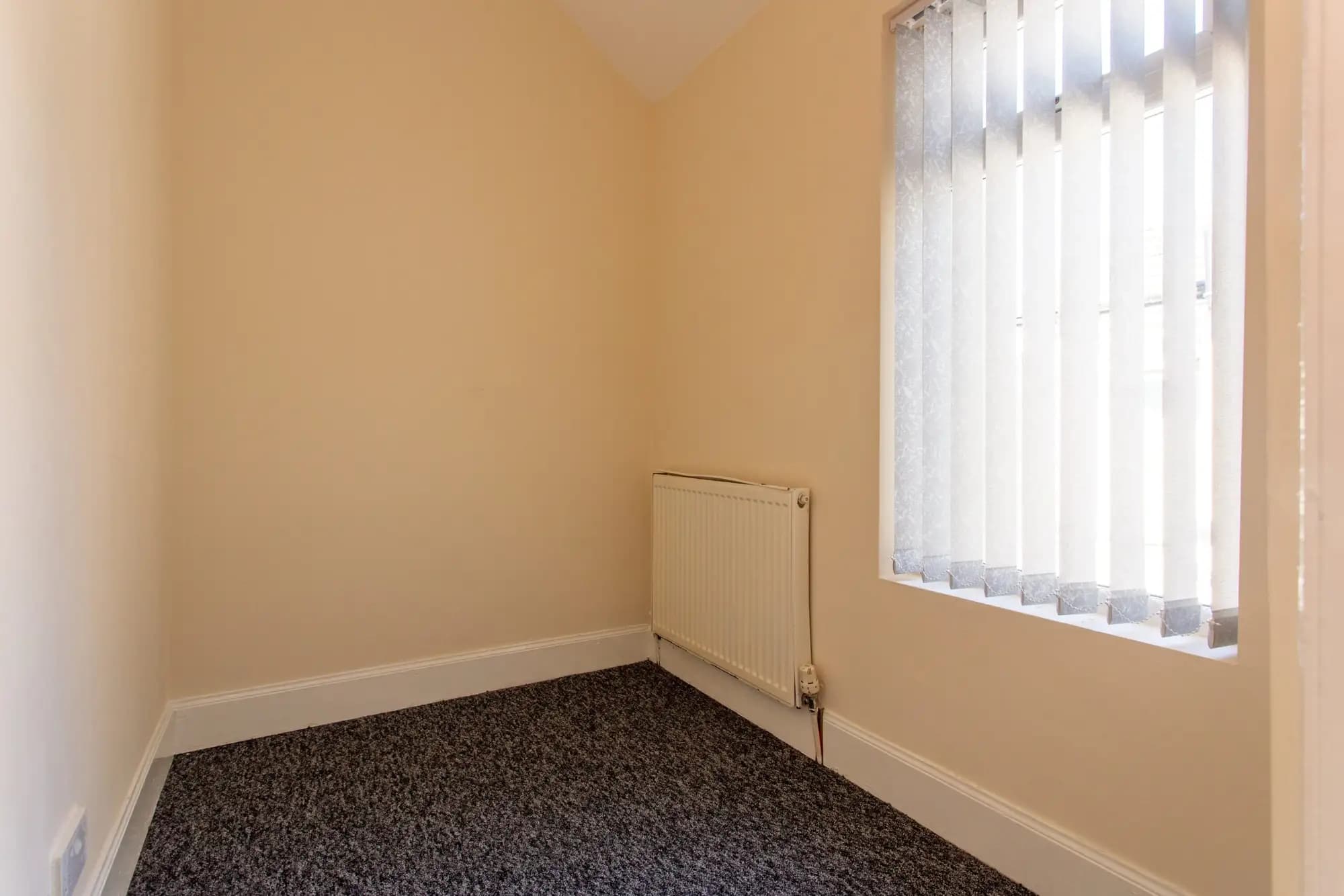 property photo 15 of 21