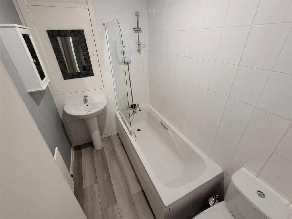 property photo 2 of 26