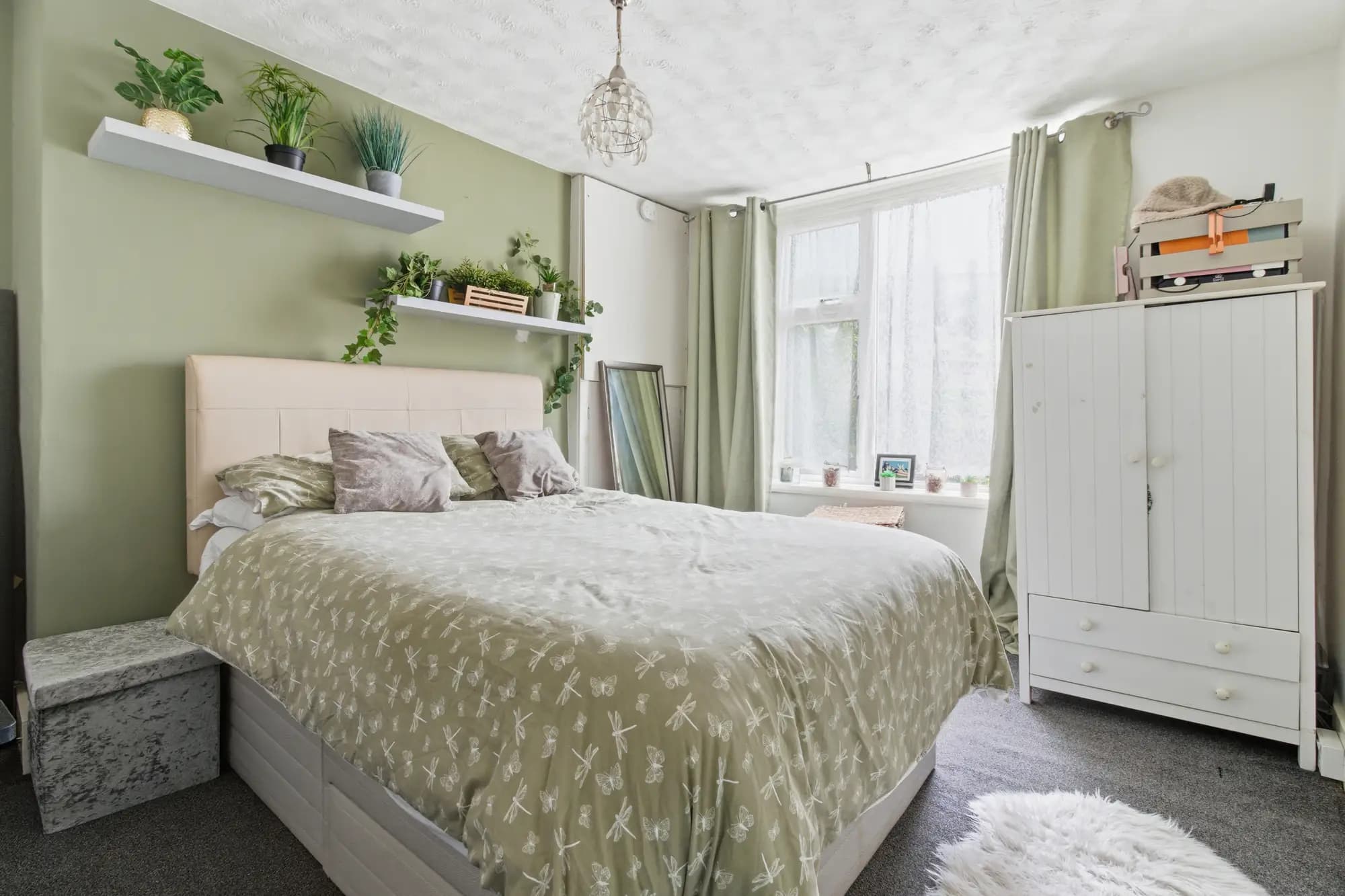 property photo 13 of 24