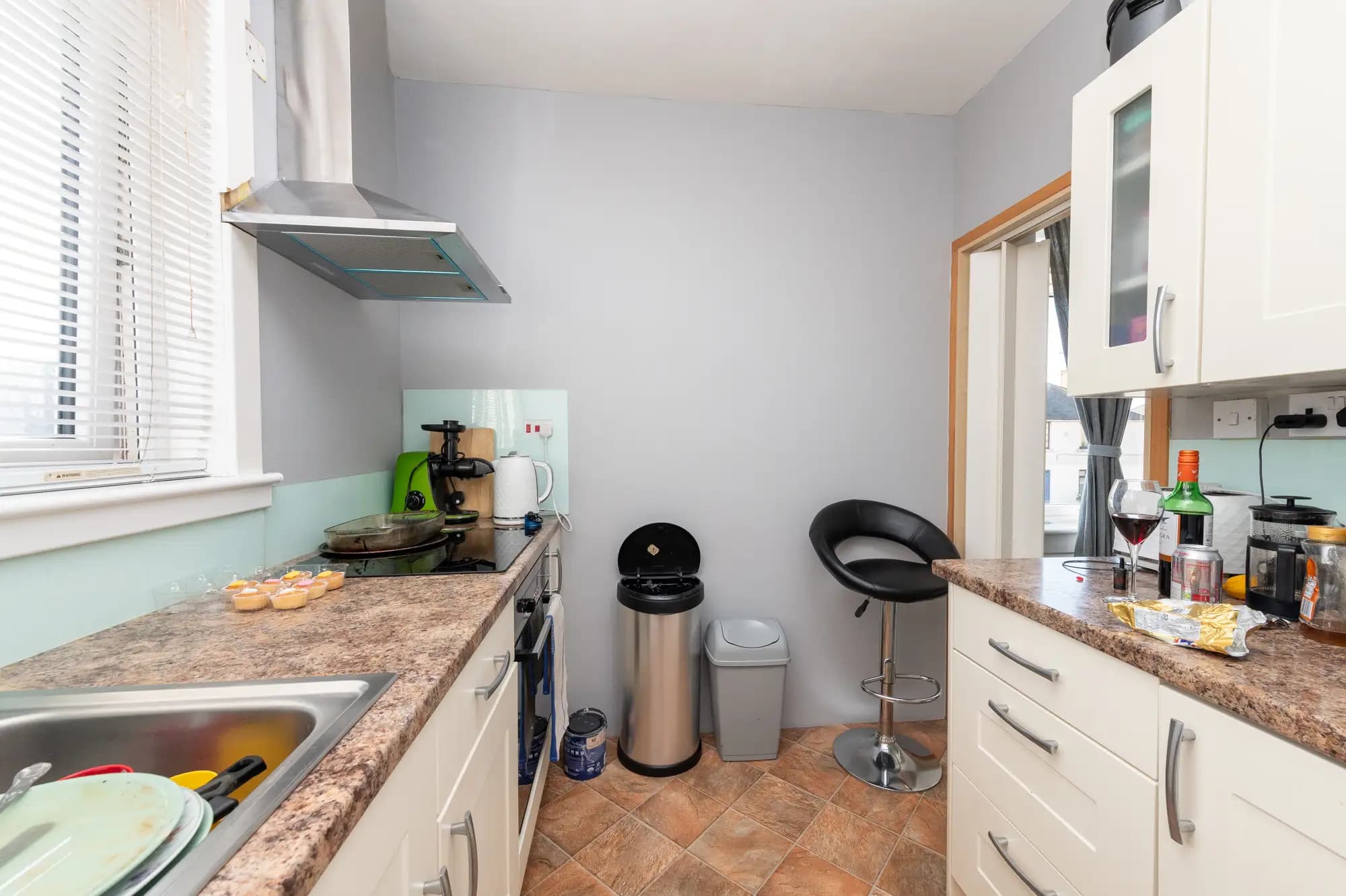 property photo 6 of 19