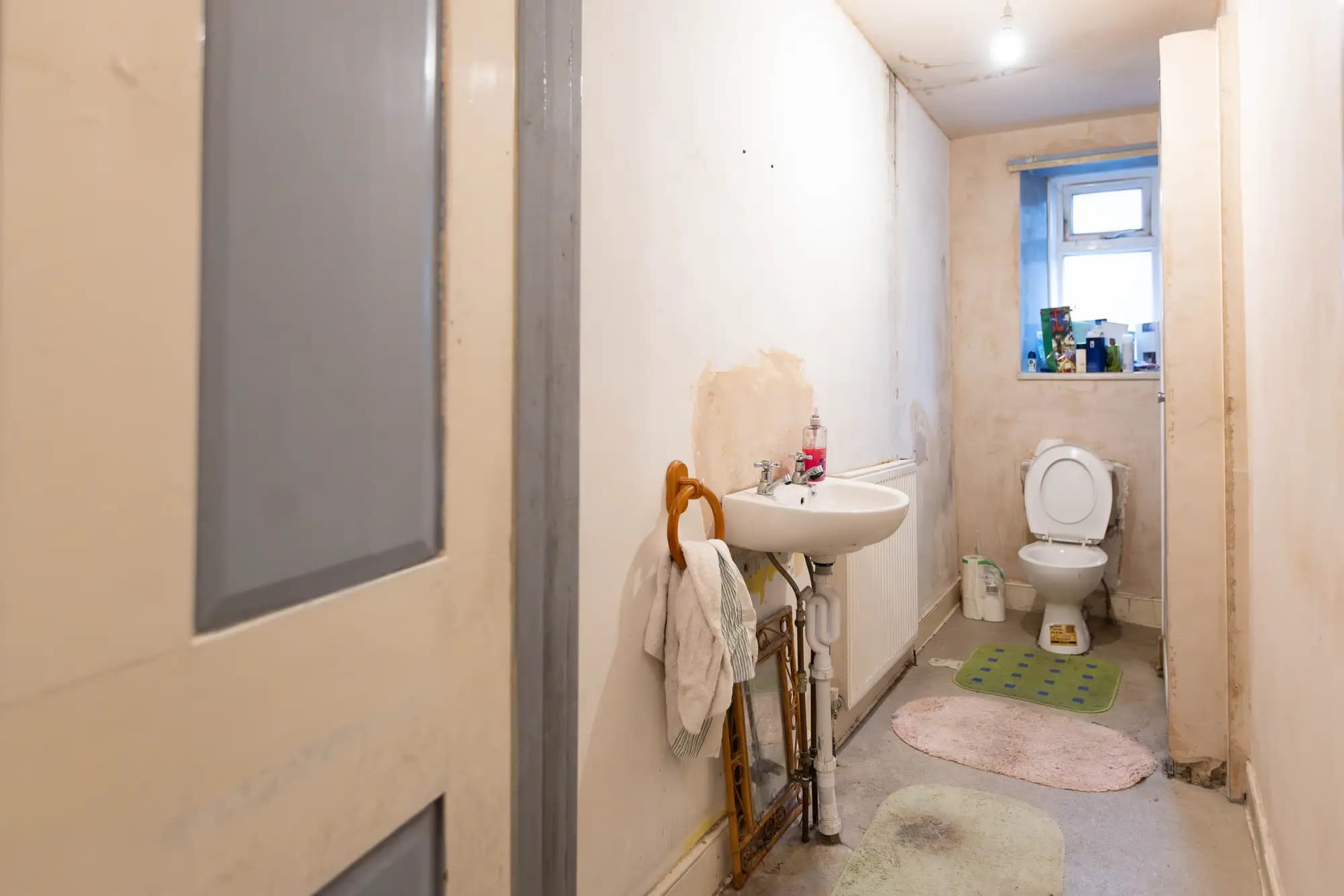 property photo 9 of 21