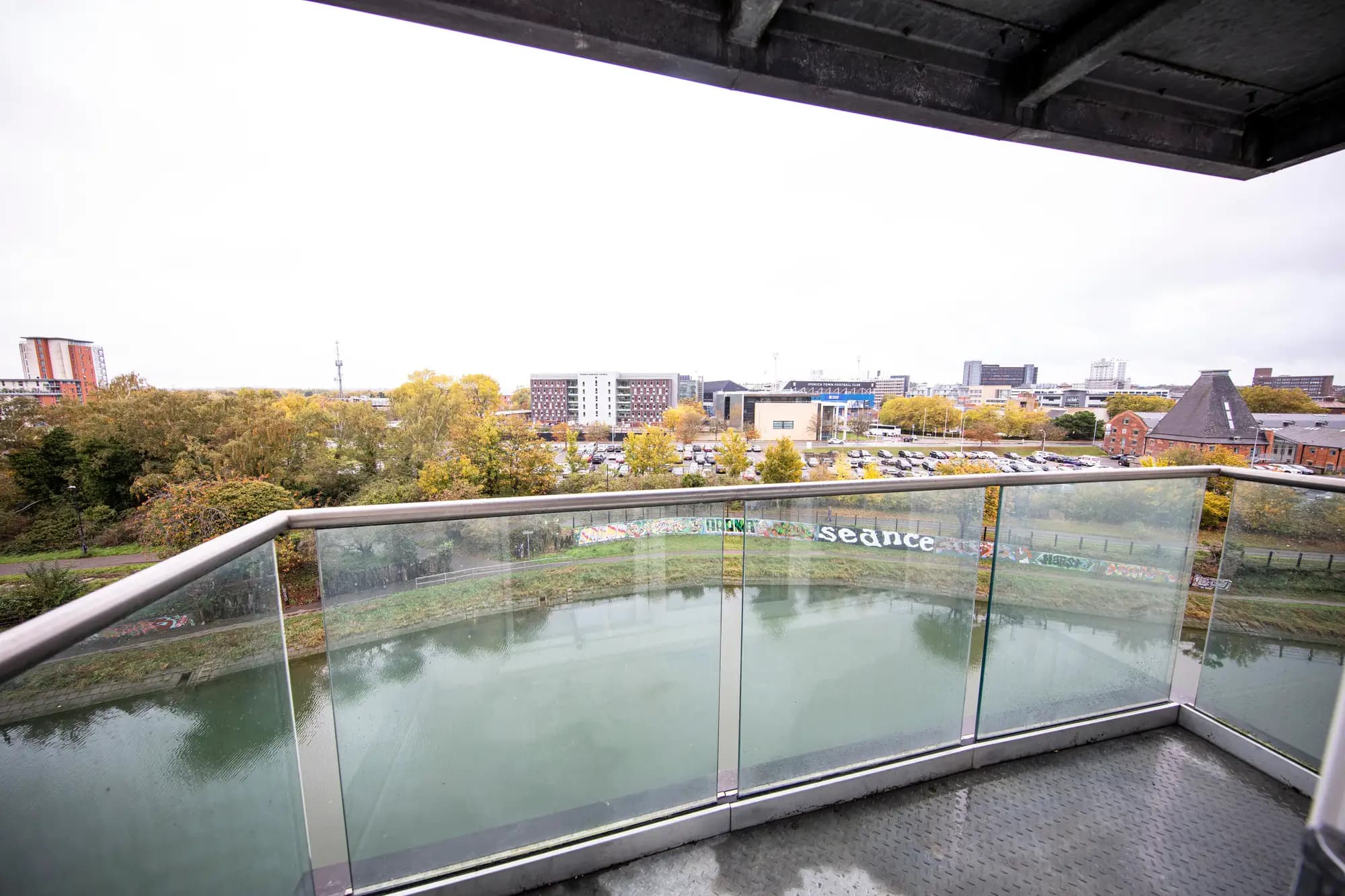 property photo 22 of 26