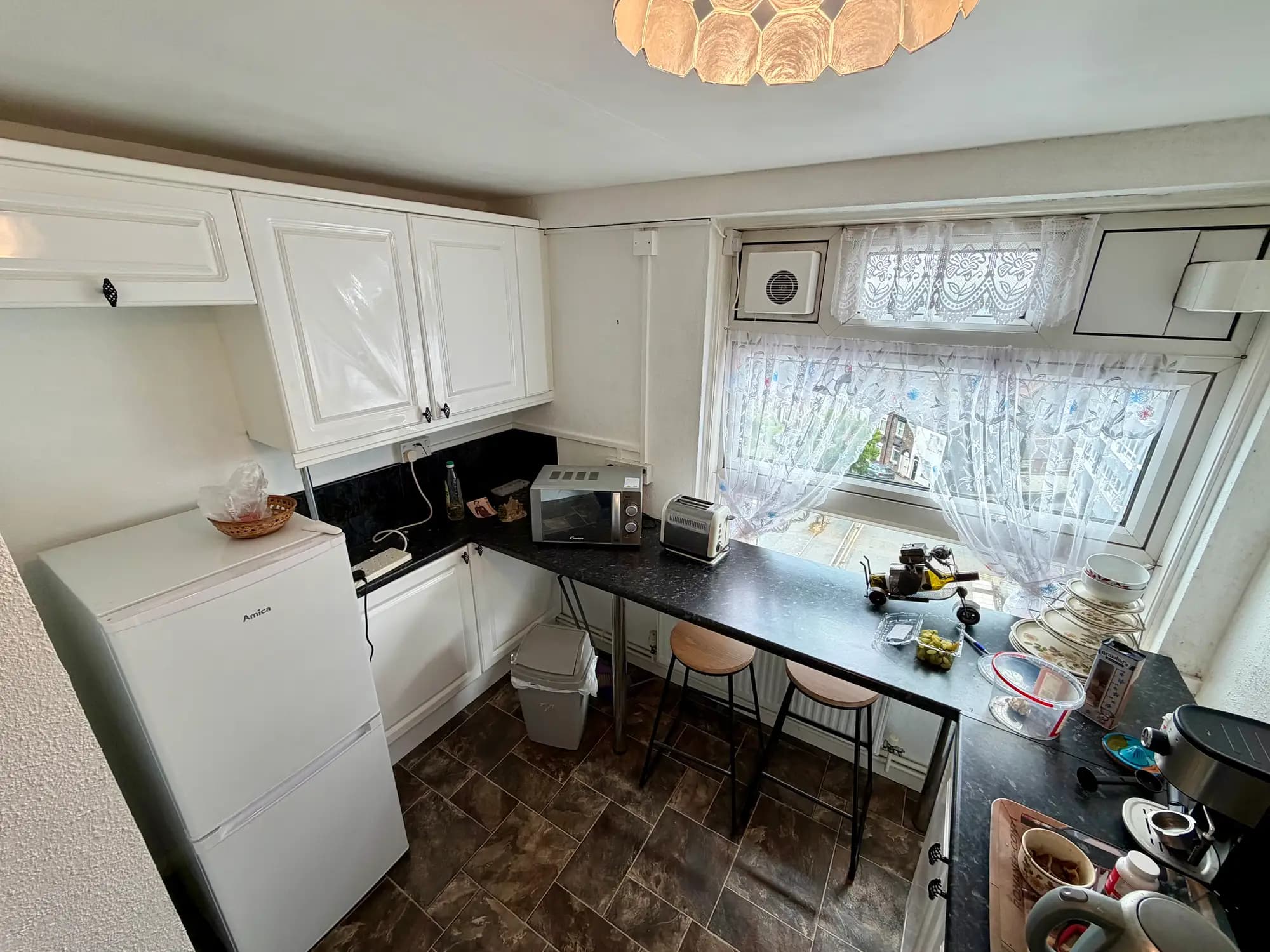 property photo 6 of 21