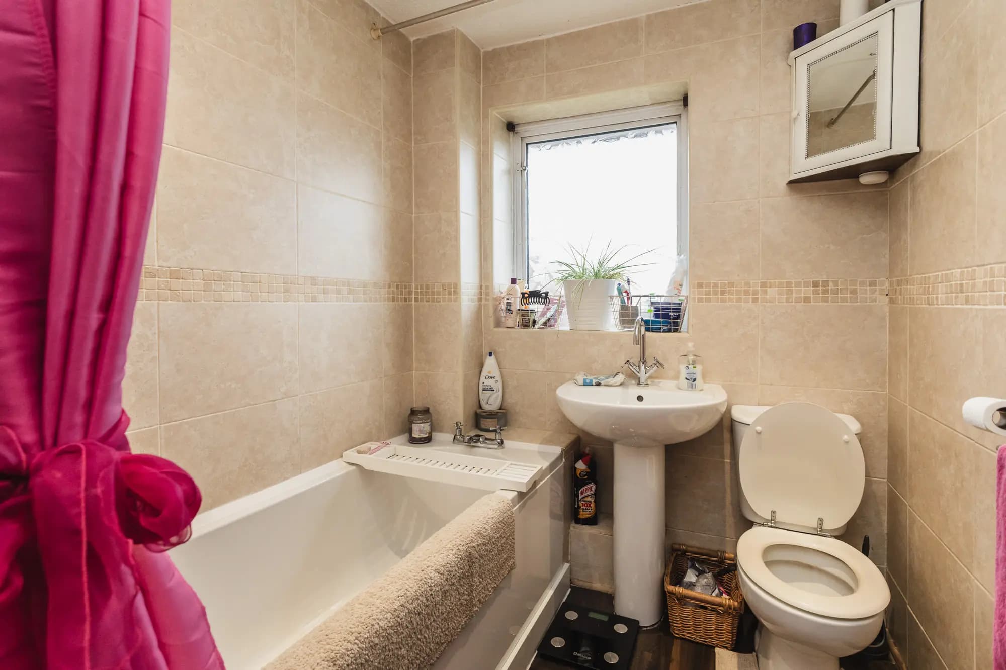 property photo 6 of 21