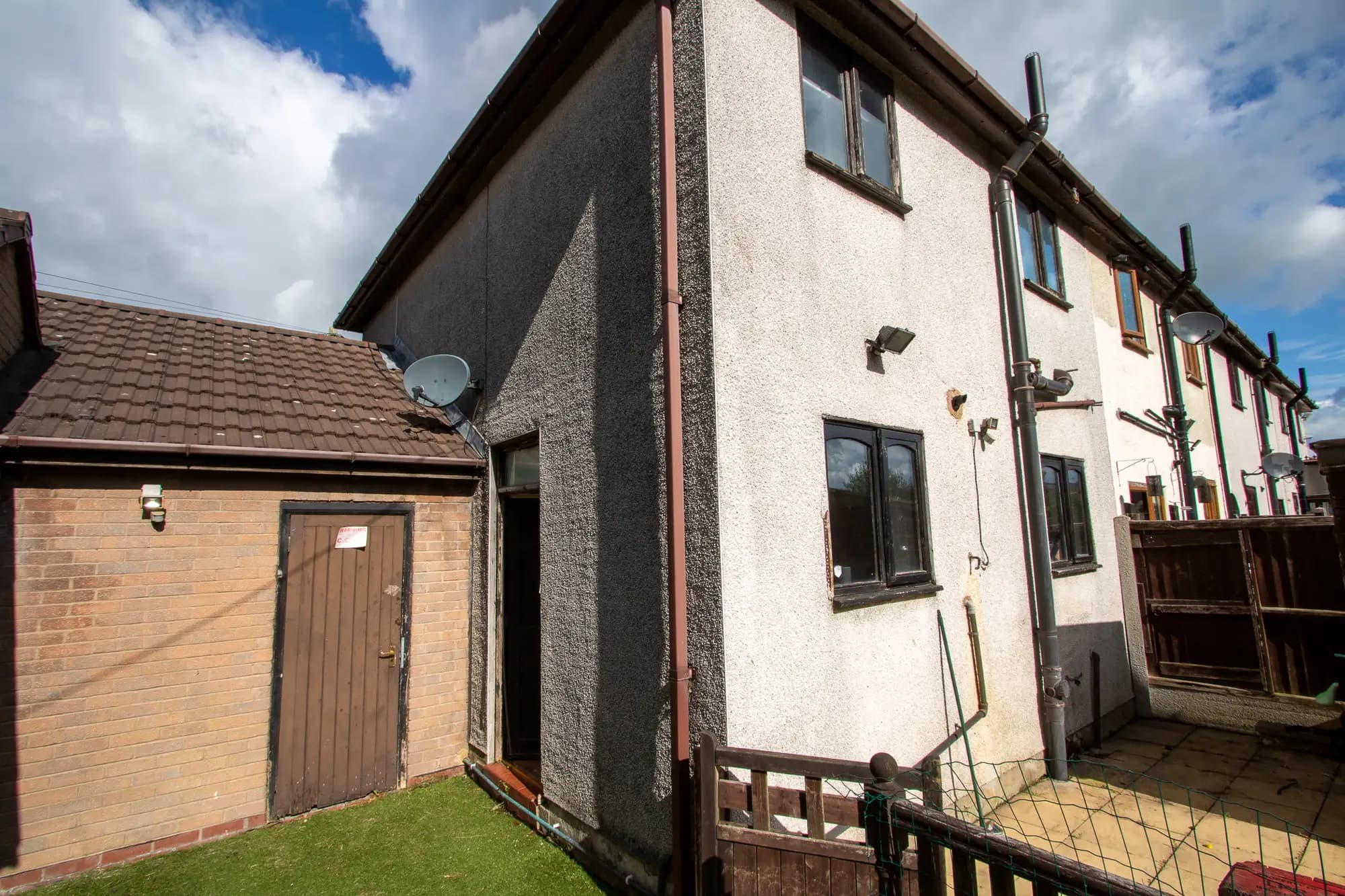property photo 14 of 16