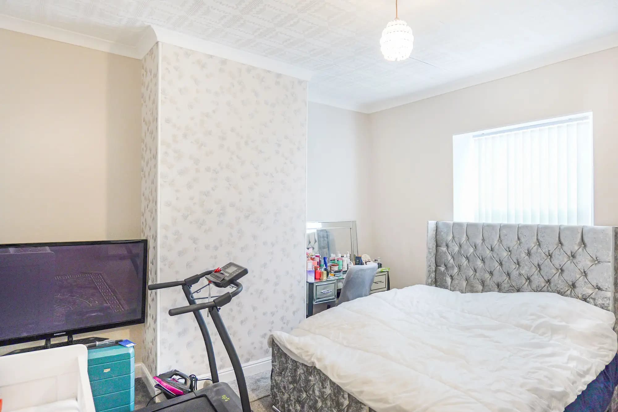 property photo 10 of 20