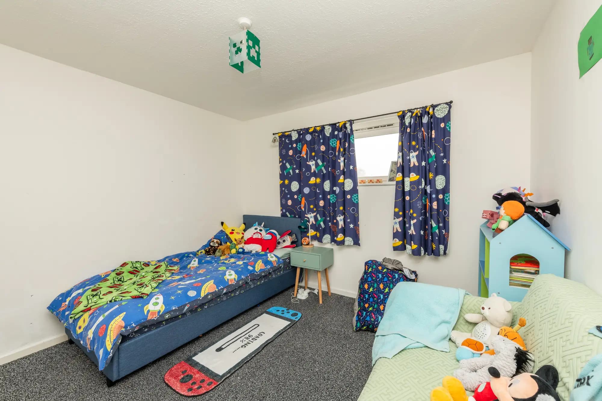 property photo 16 of 37