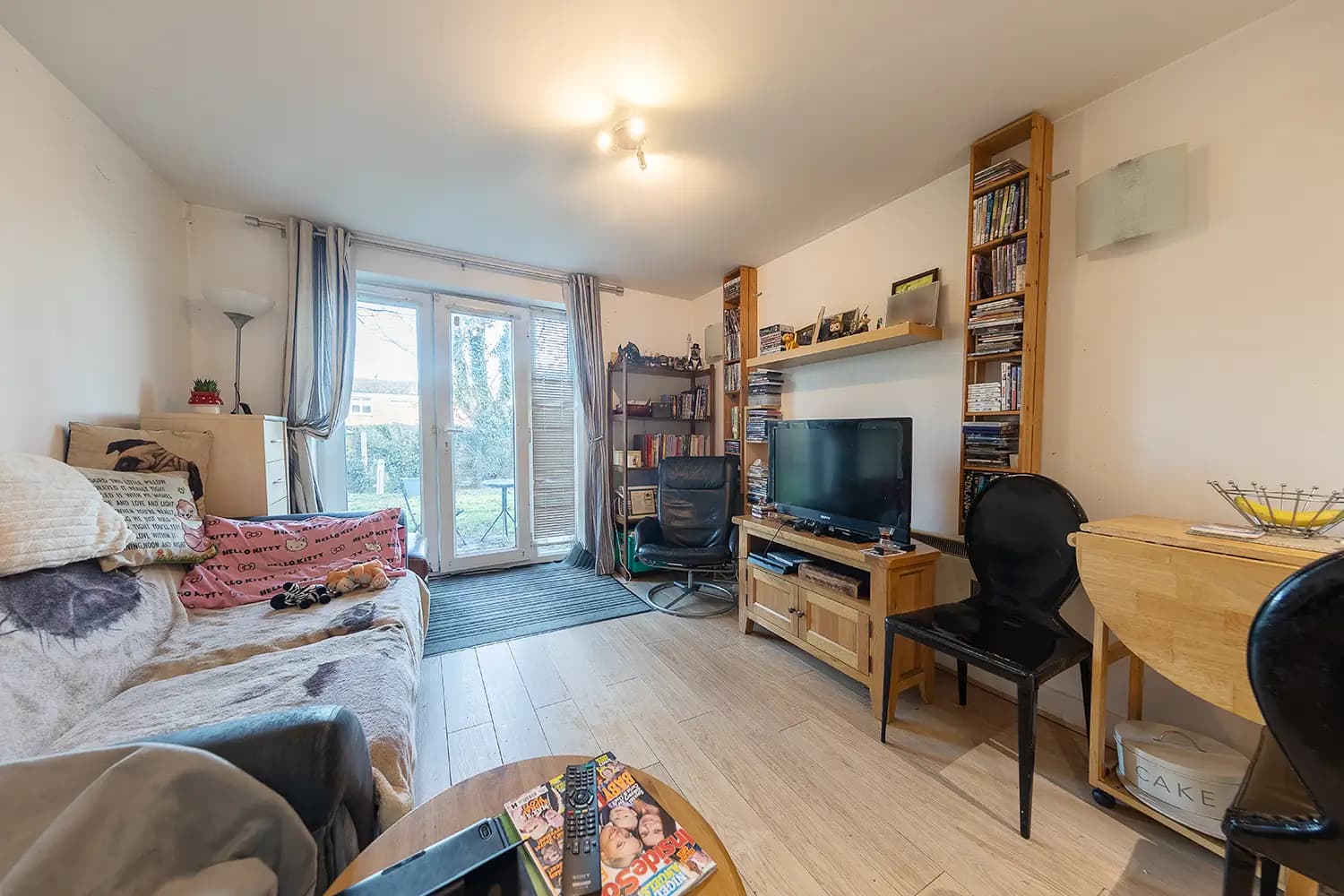 property photo 2 of 15