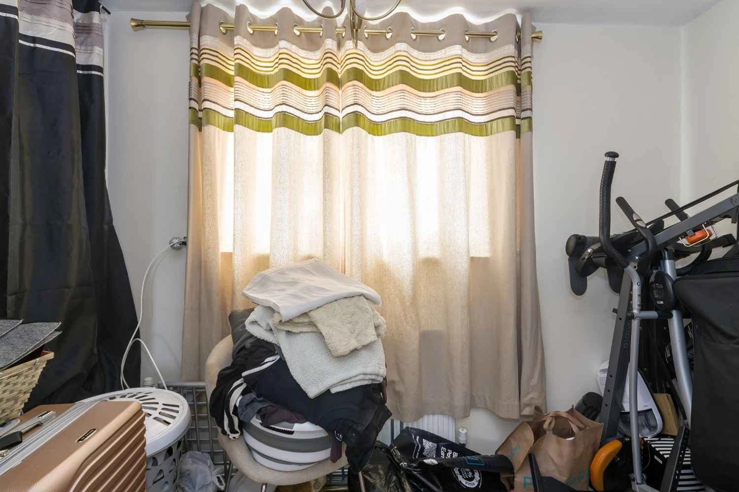 property photo 18 of 34