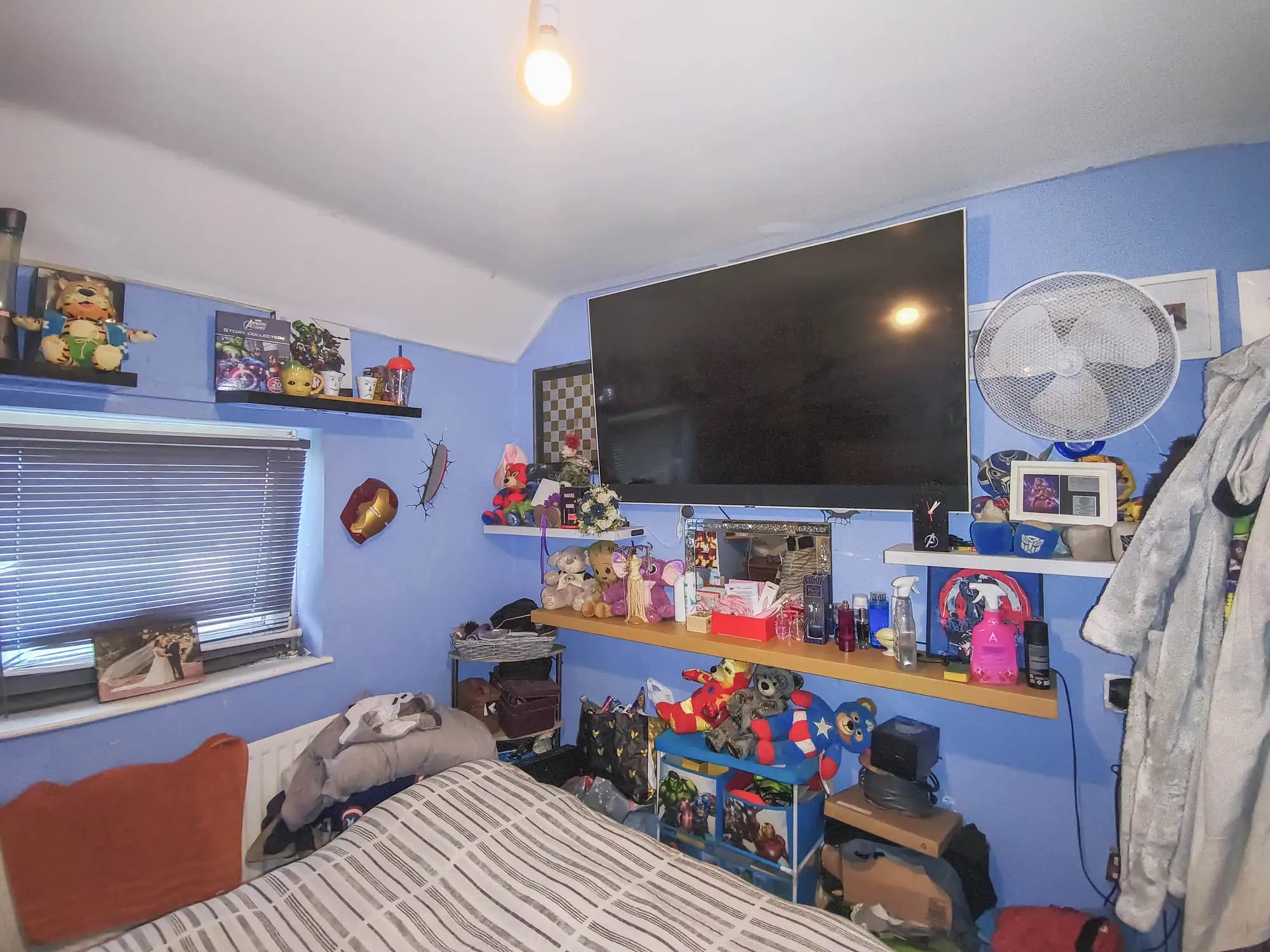 property photo 9 of 18