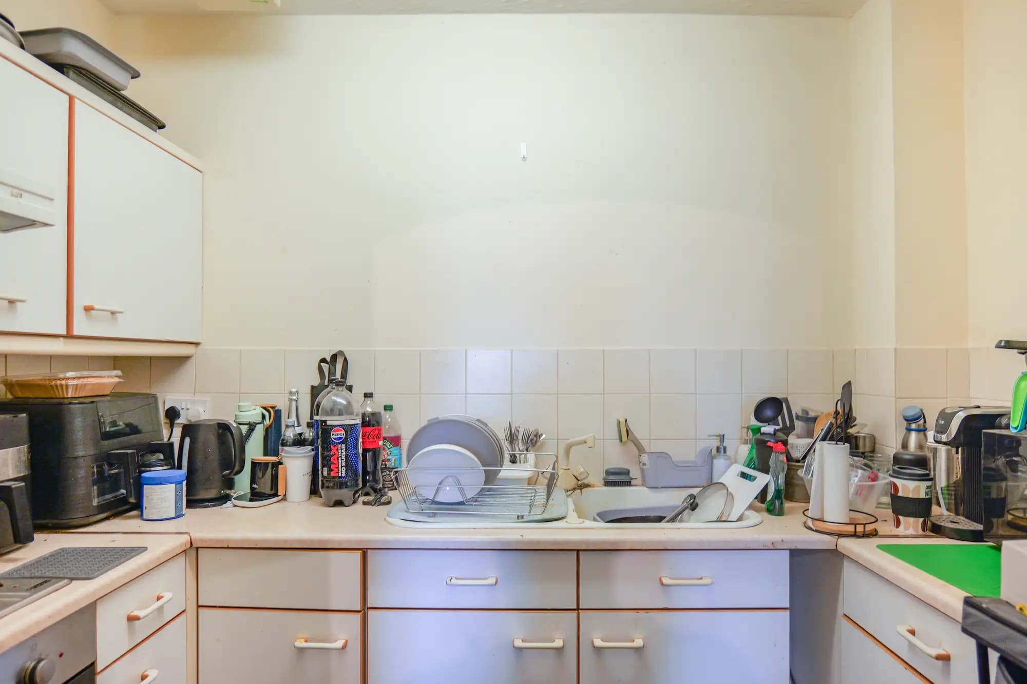 property photo 4 of 11