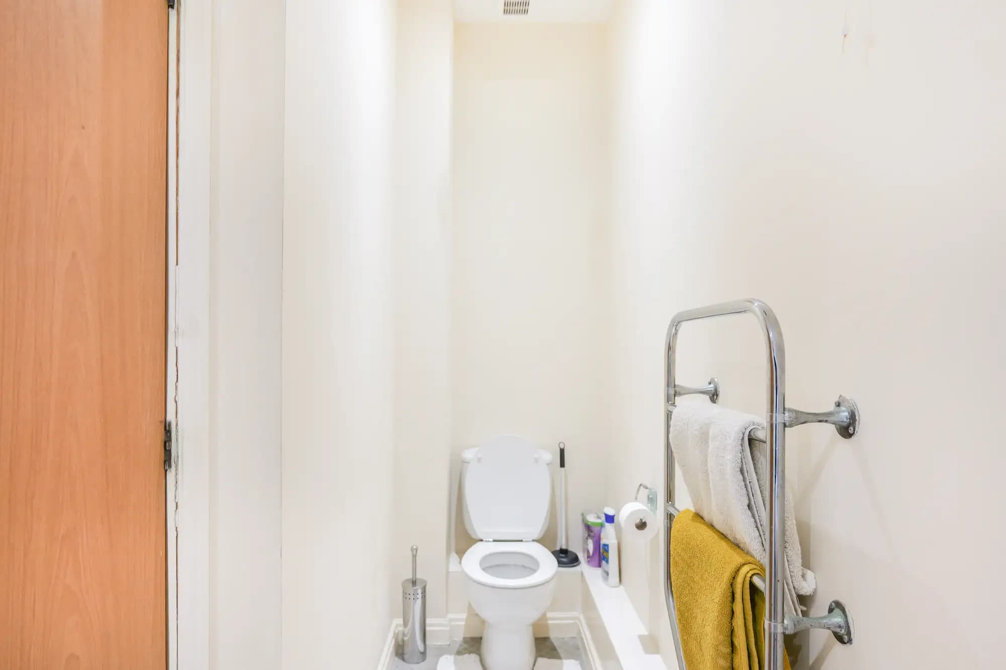 property photo 8 of 20