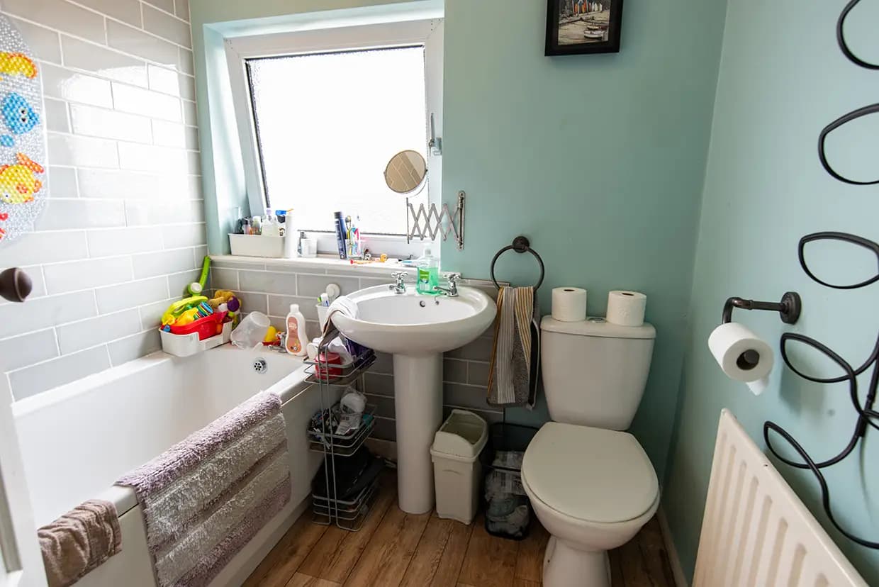 property photo 10 of 24