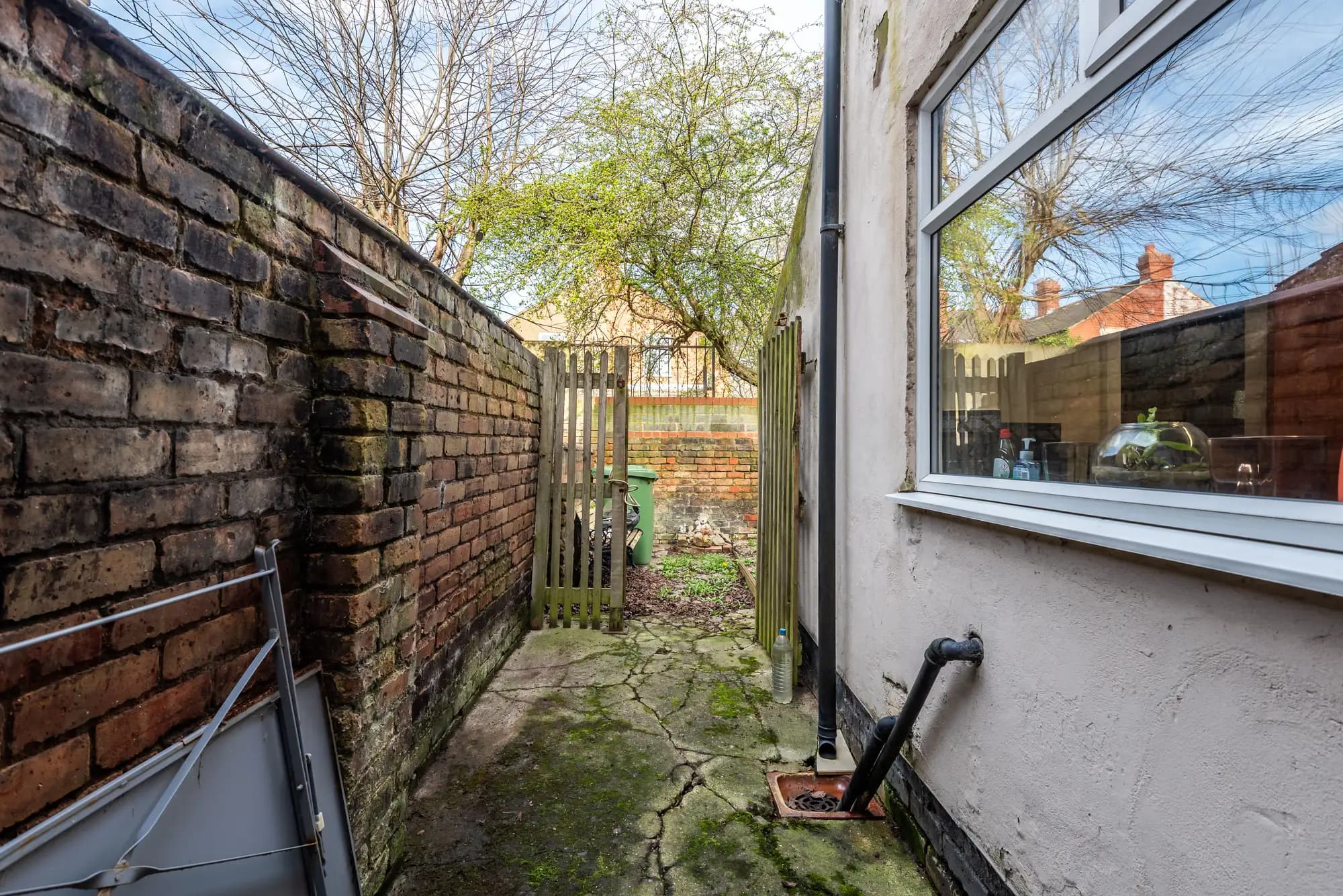 property photo 22 of 25