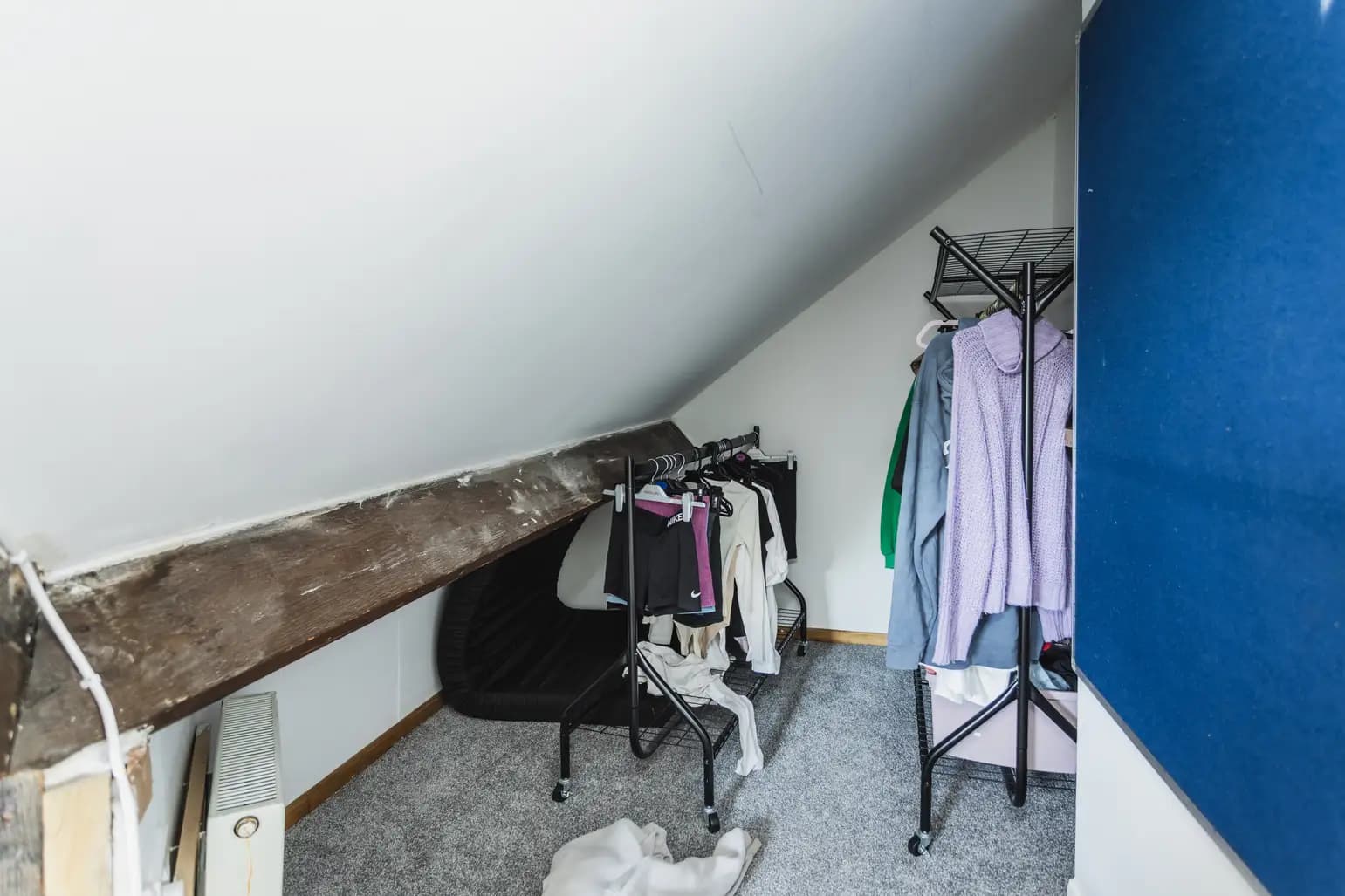 property photo 21 of 32