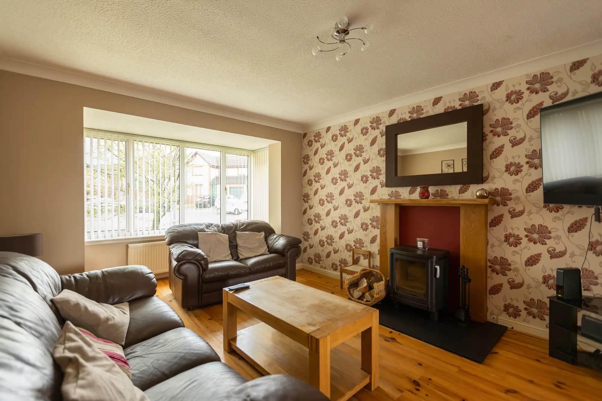 property photo 3 of 38