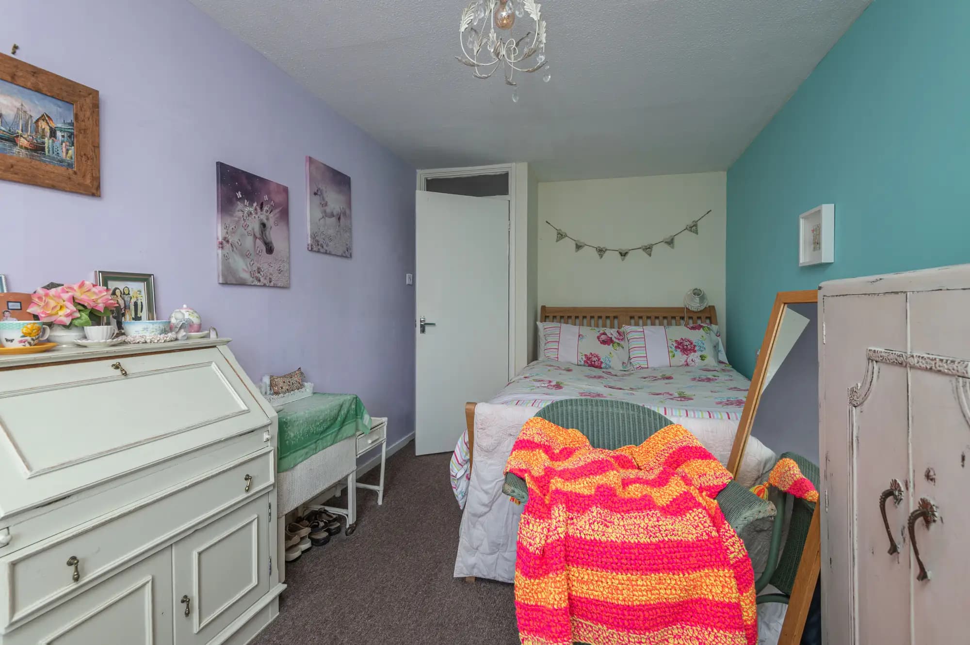 property photo 11 of 16