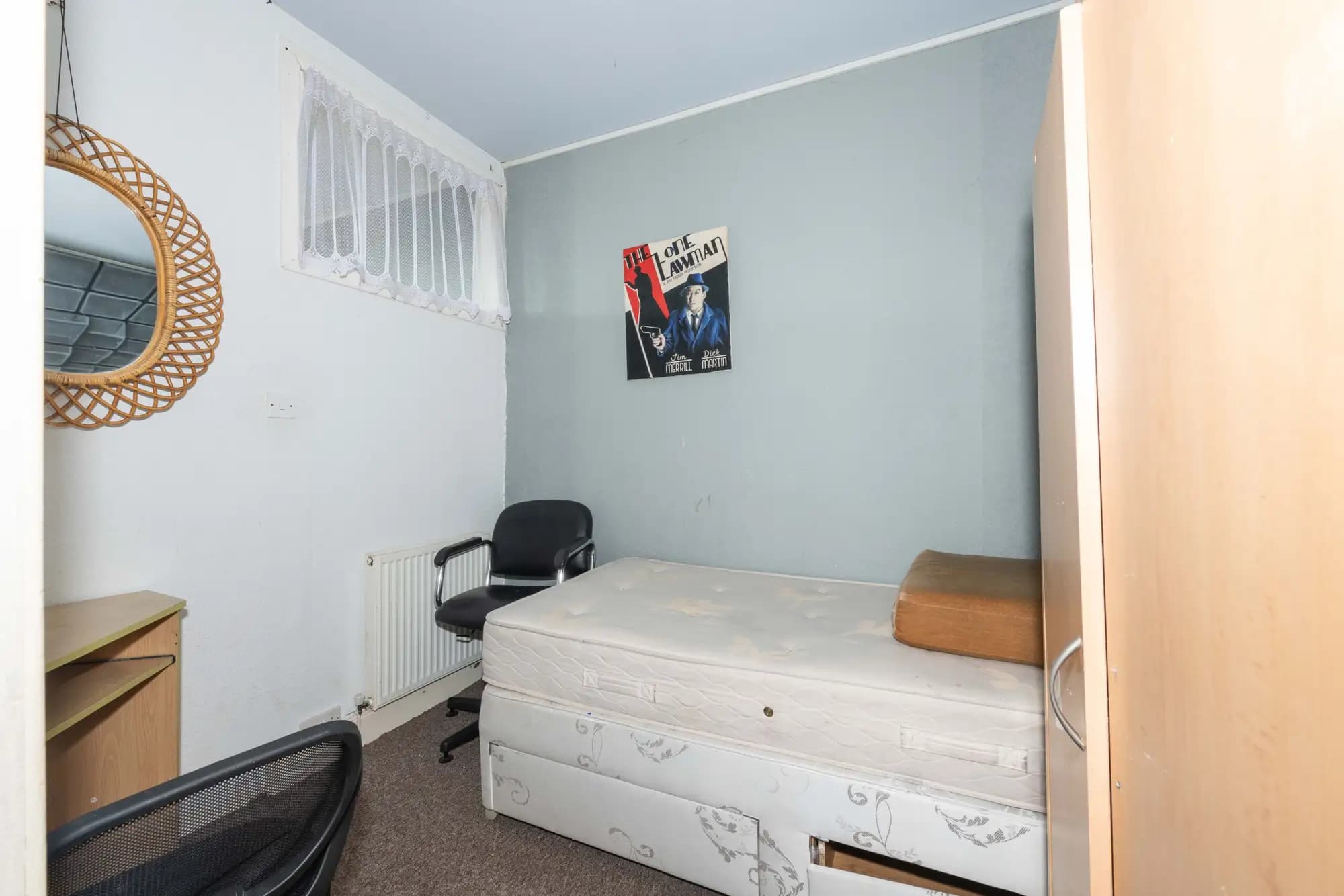 property photo 12 of 21