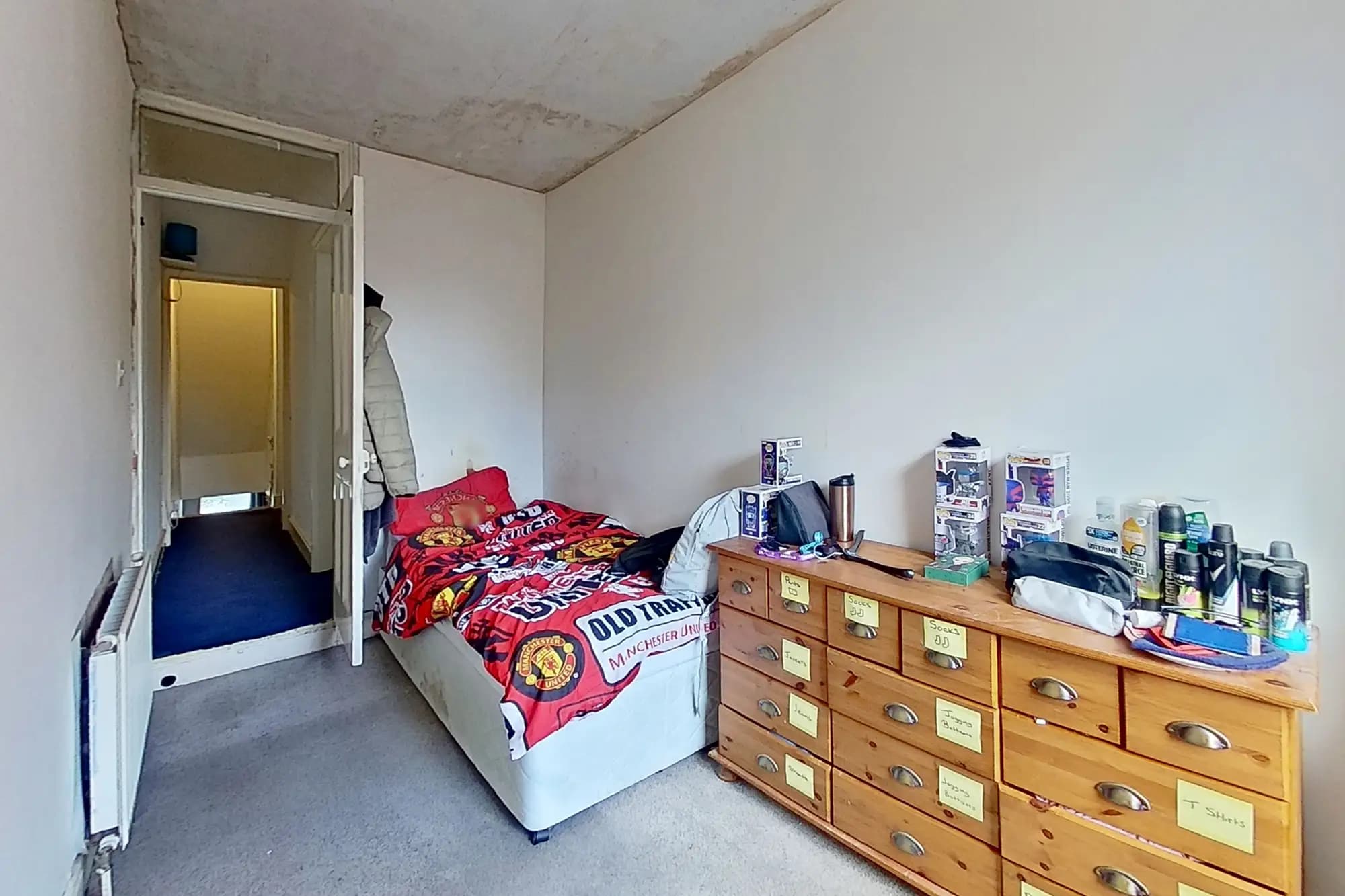 property photo 10 of 14
