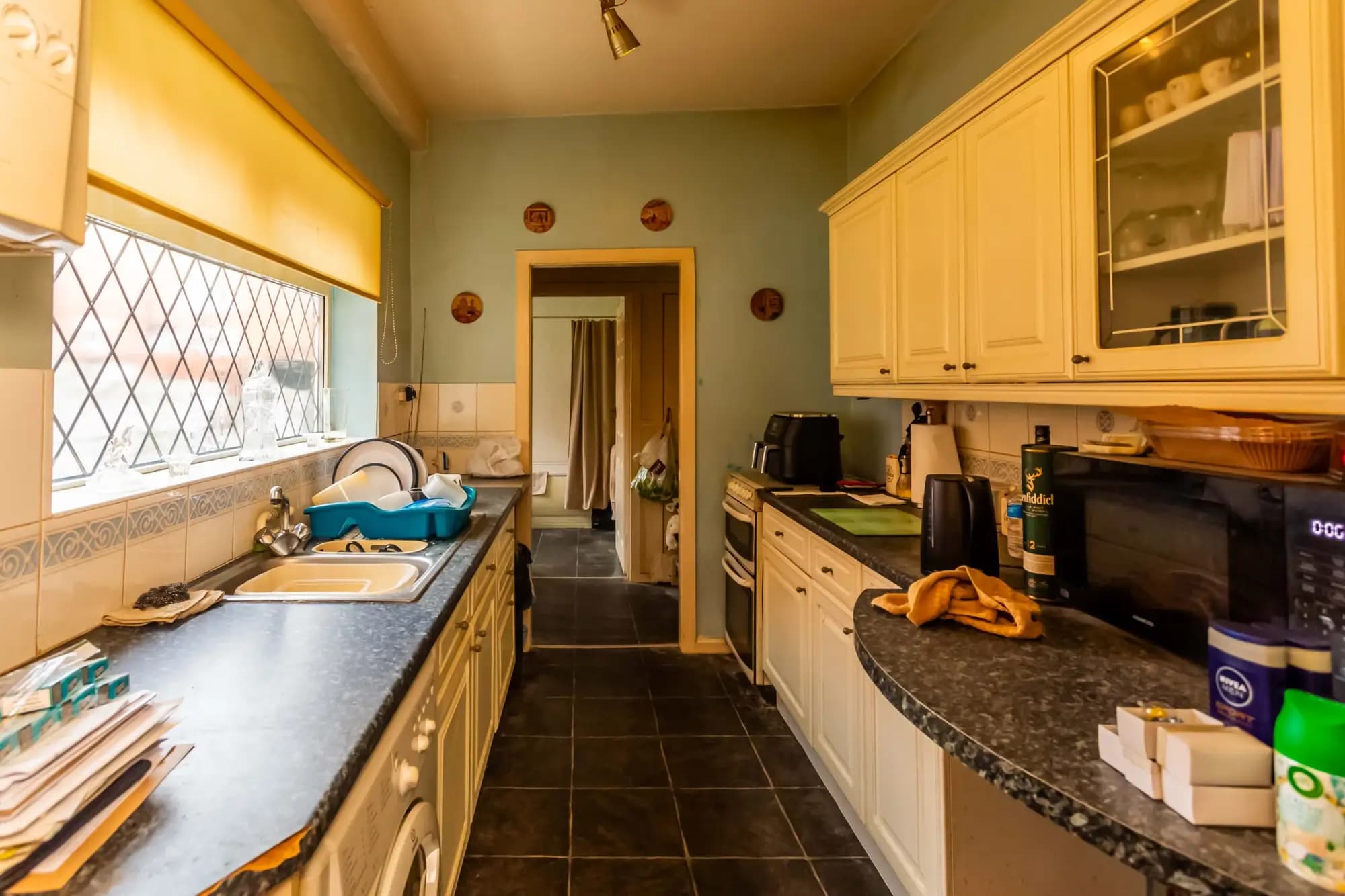 property photo 6 of 14