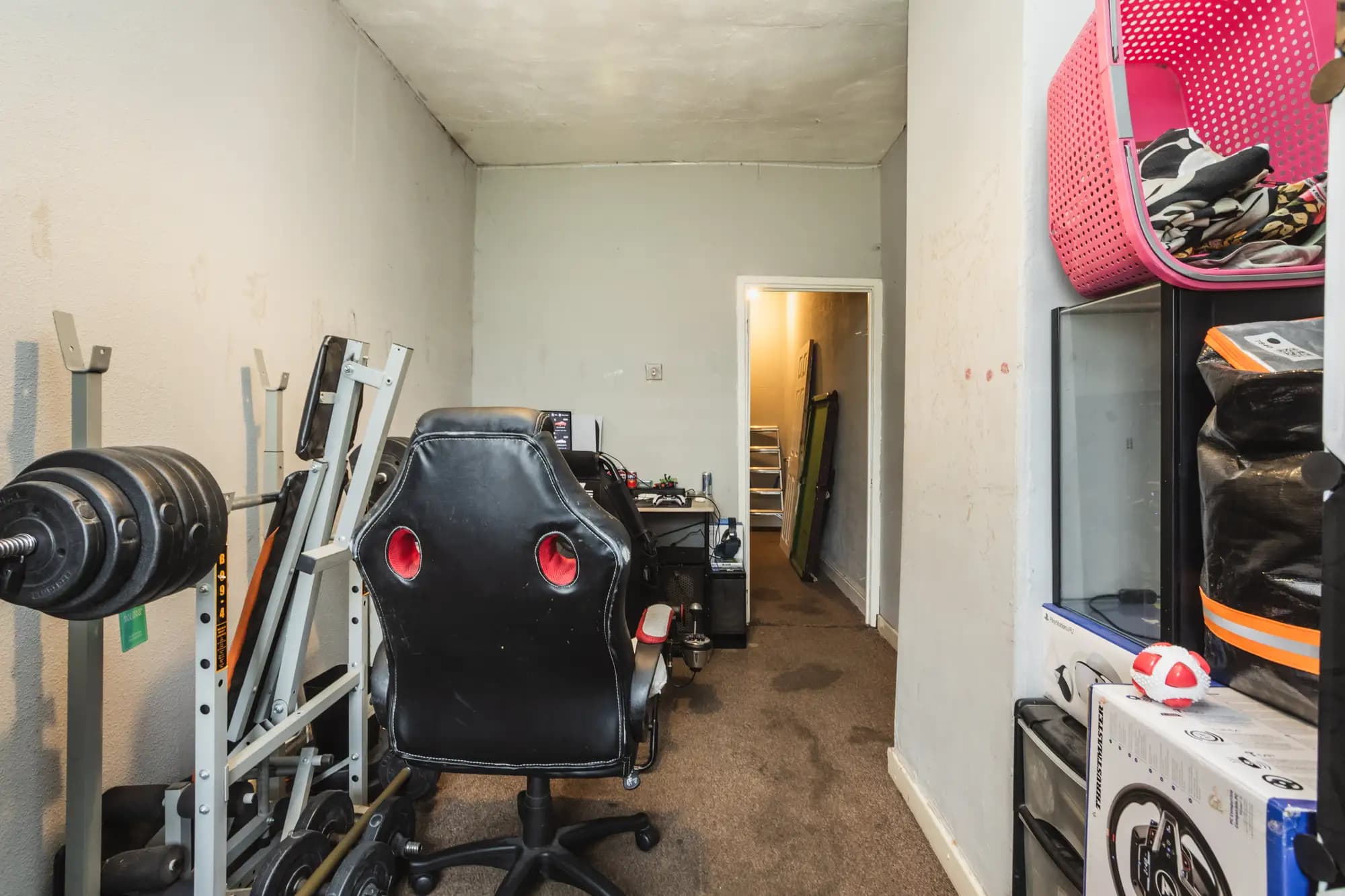 property photo 20 of 27