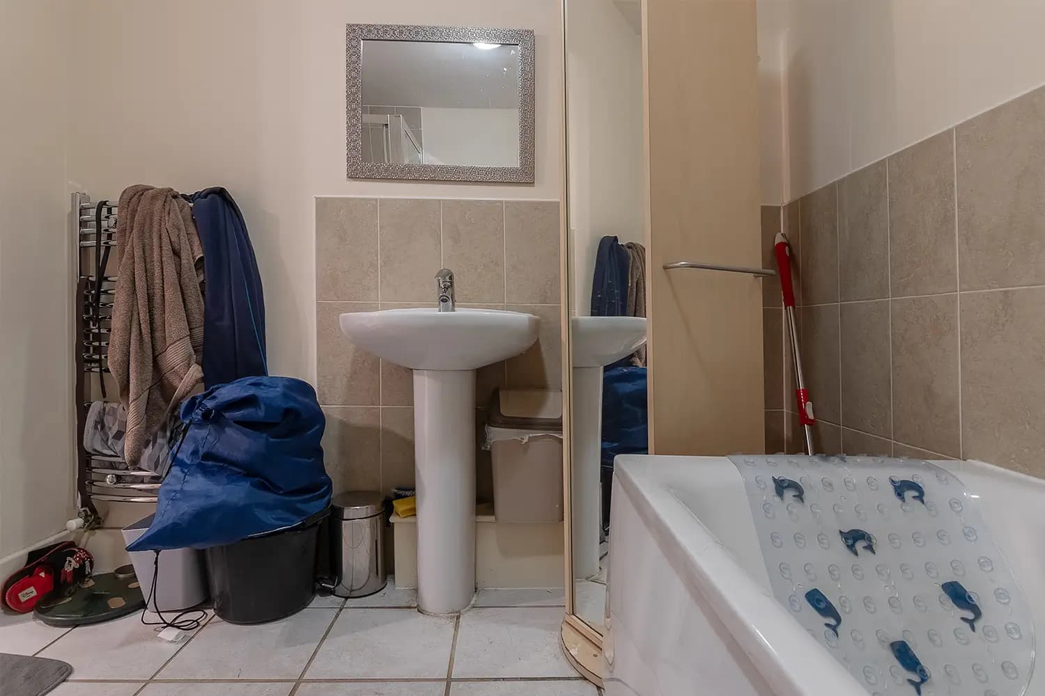 property photo 11 of 27