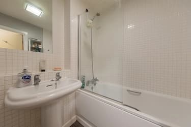 property photo 10 of 21