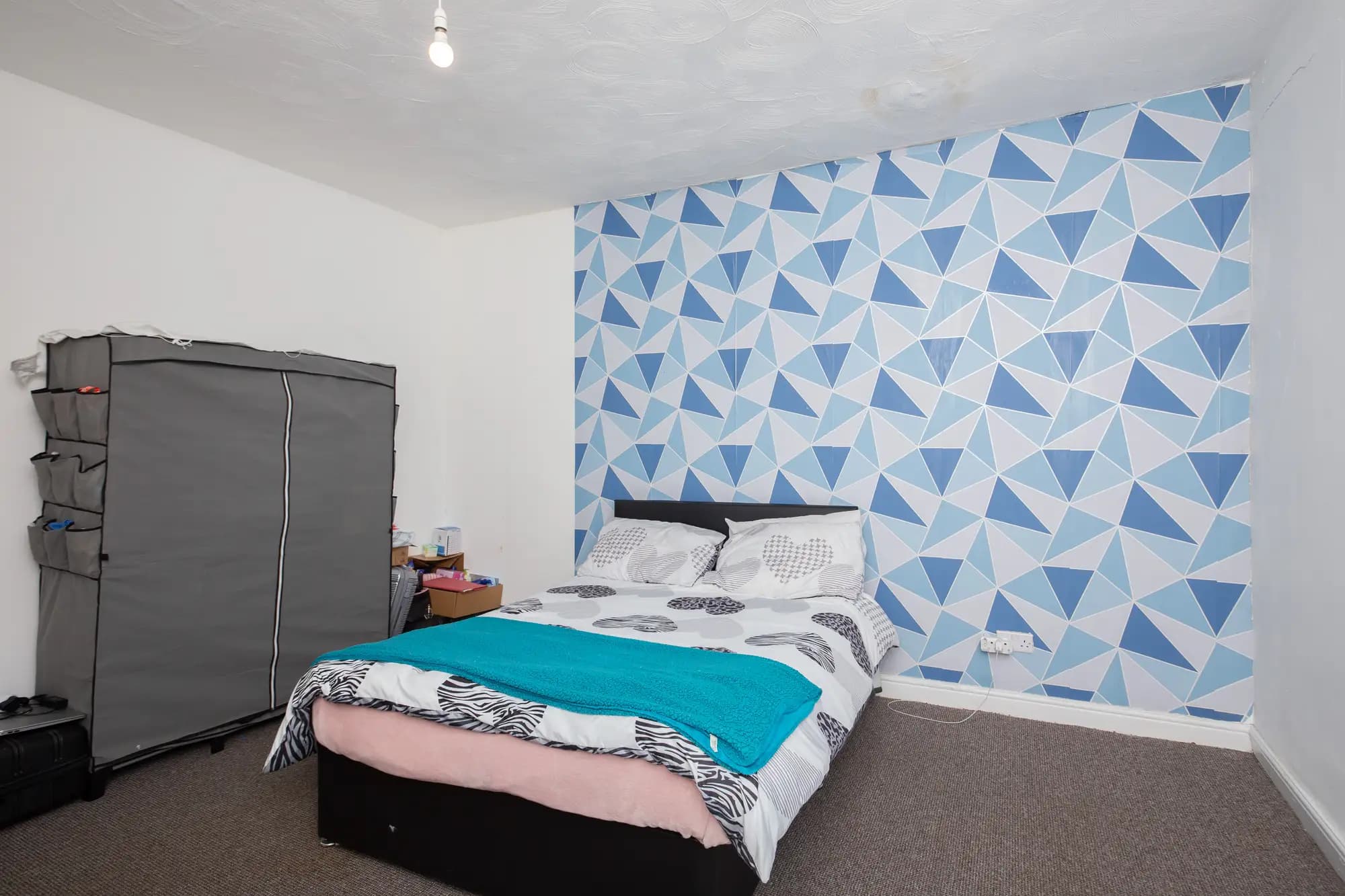 property photo 15 of 26