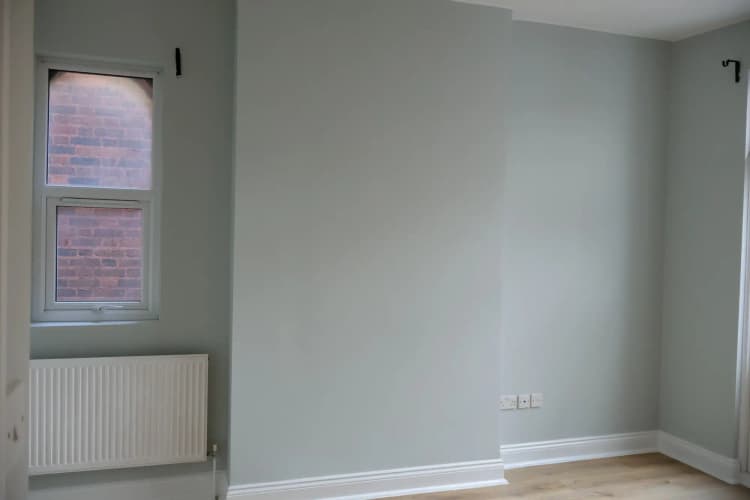 property photo 4 of 37