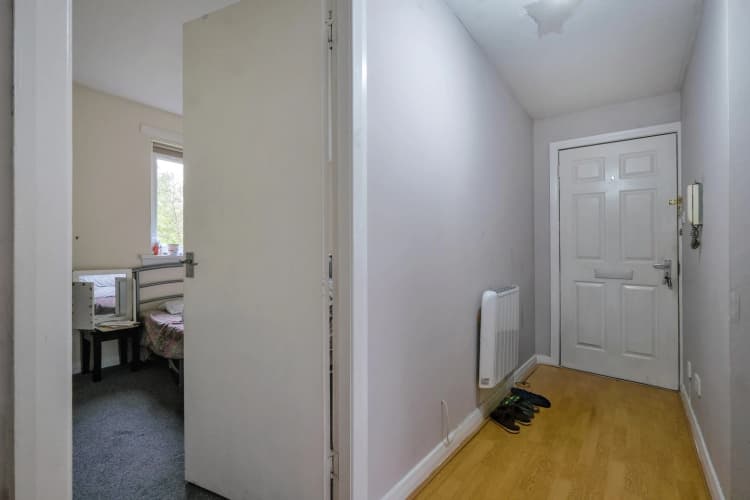 property photo 19 of 29