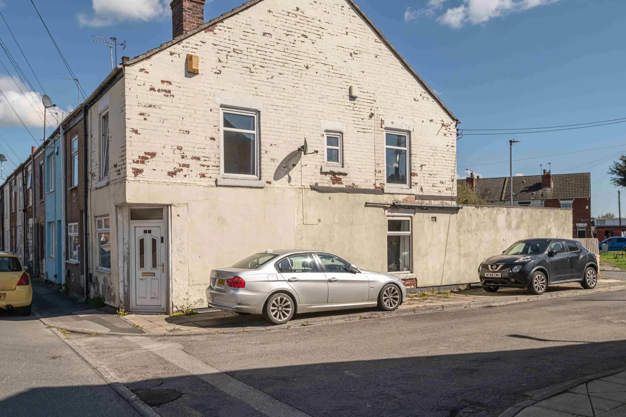property photo 13 of 14