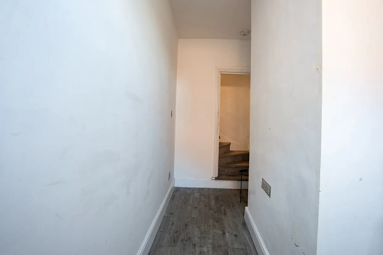 property photo 22 of 31