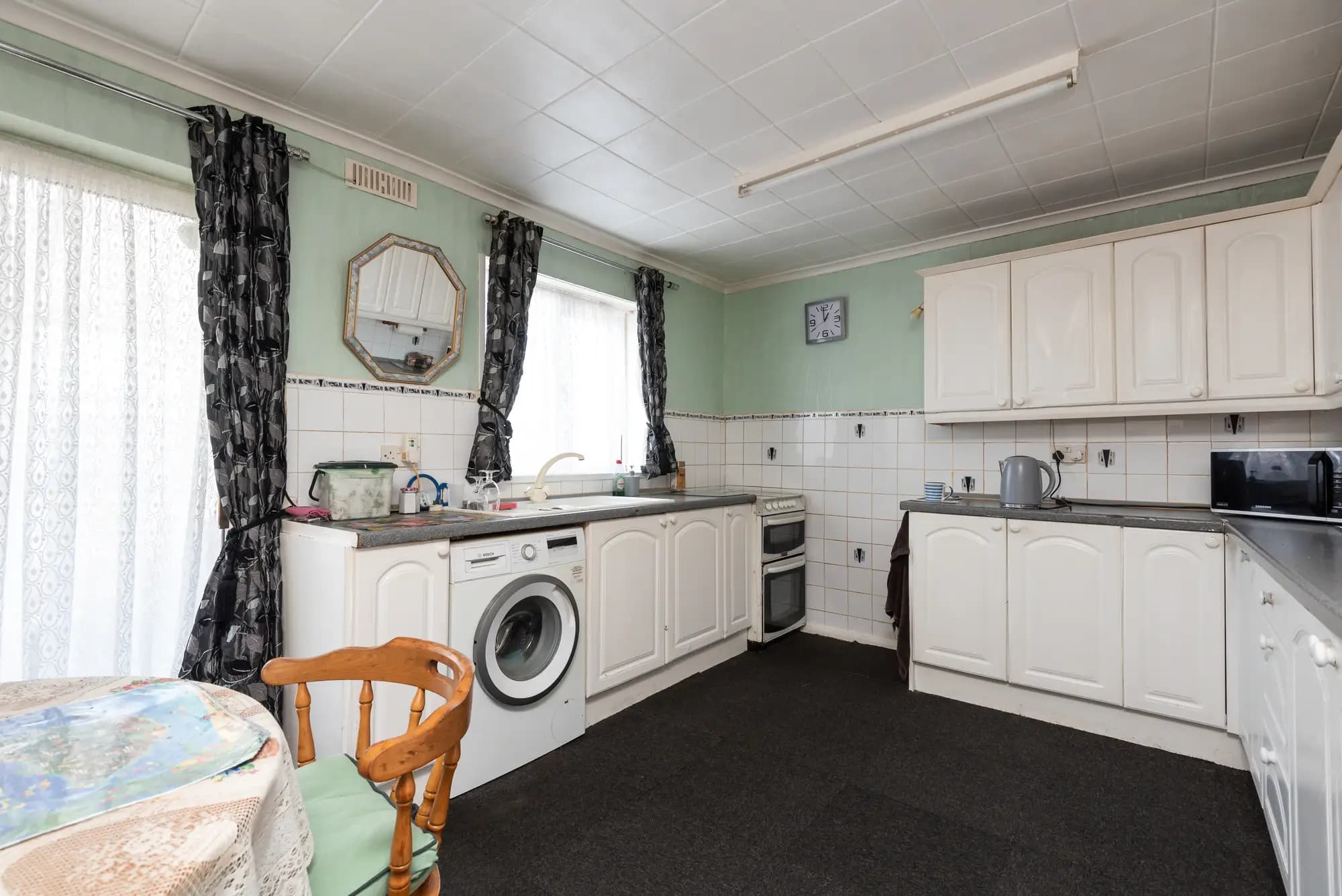 property photo 5 of 24