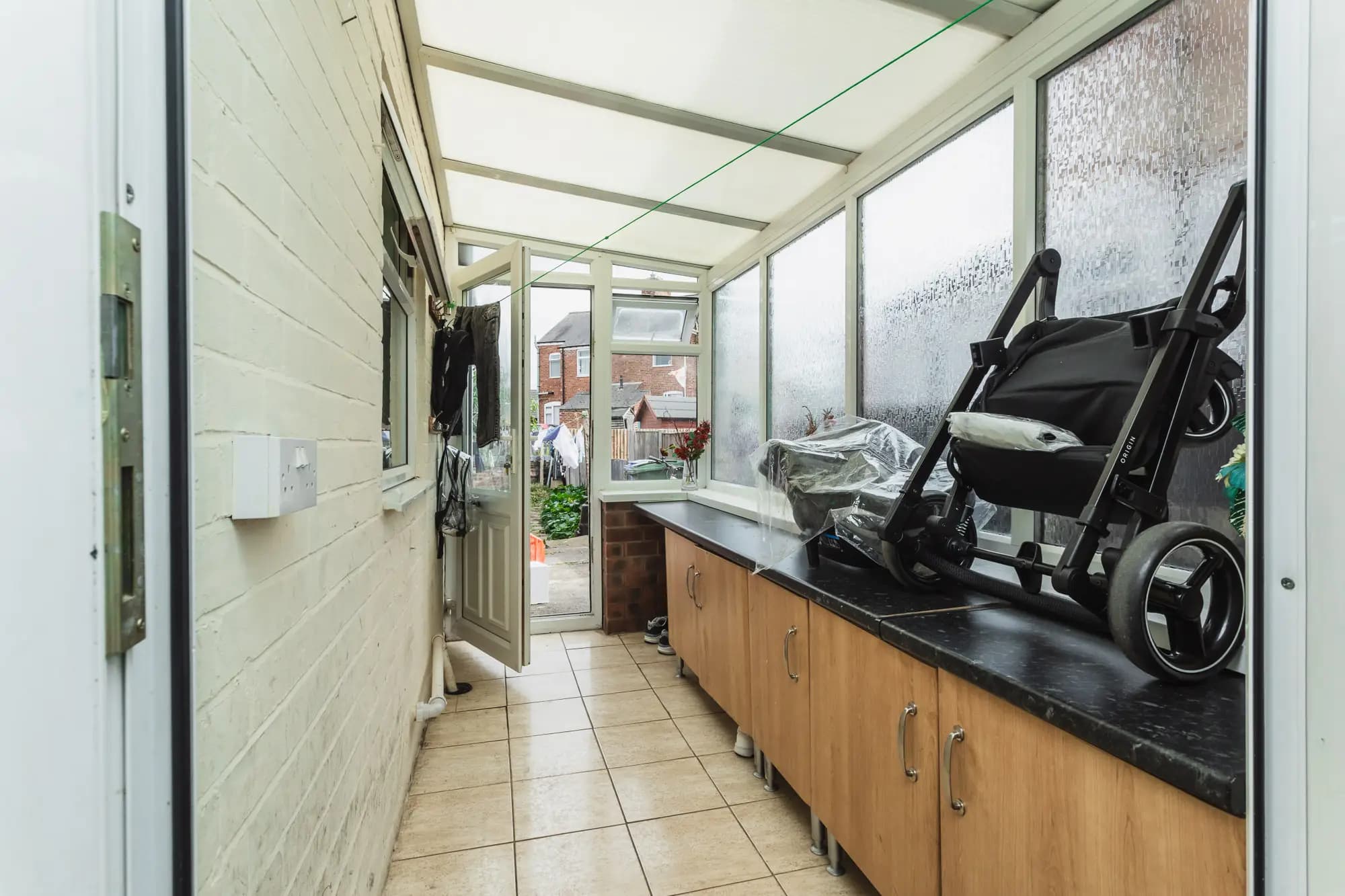 property photo 5 of 34
