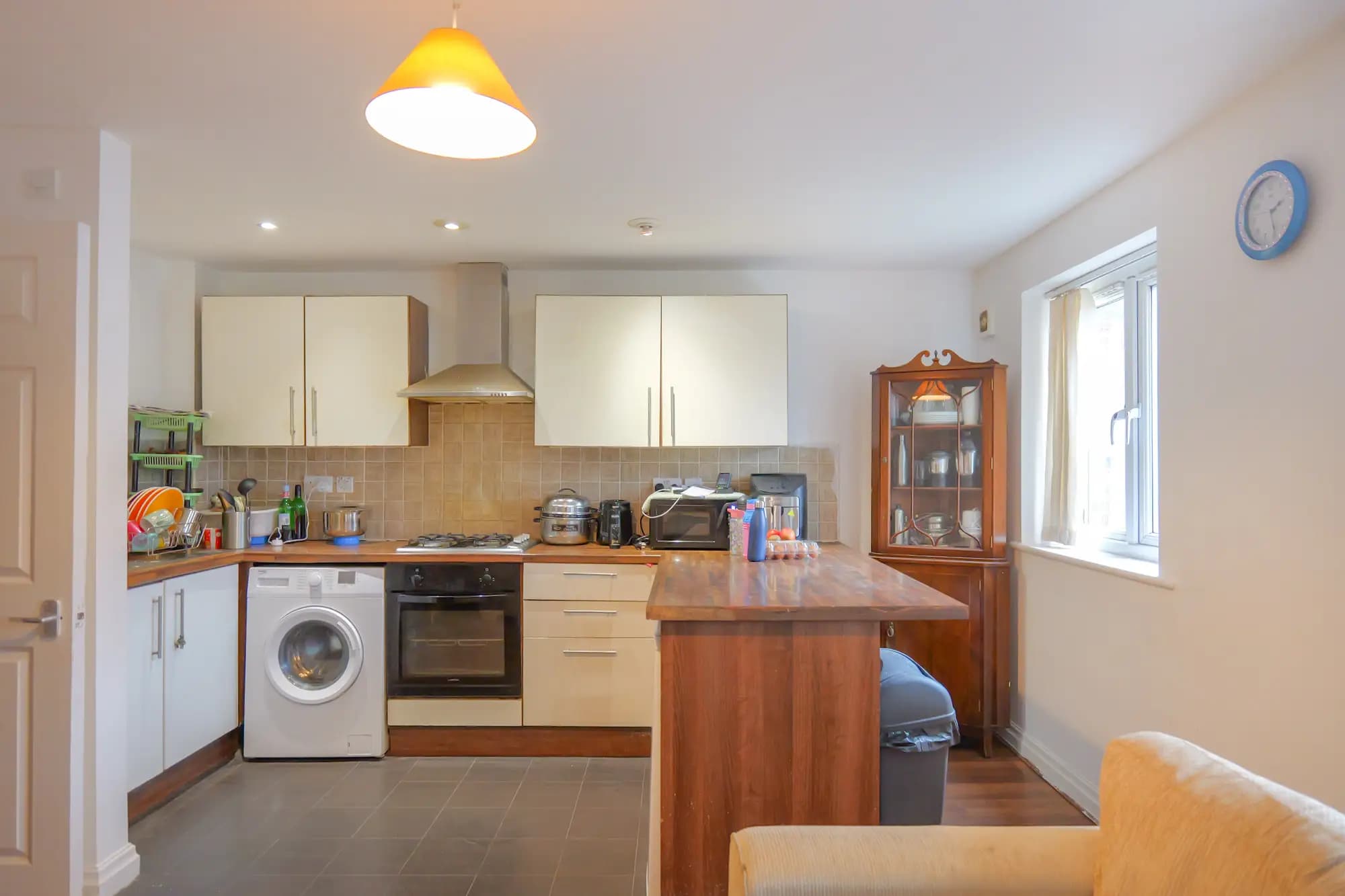 property photo 4 of 24