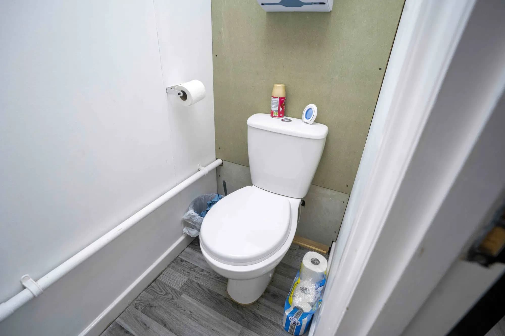 property photo 21 of 23