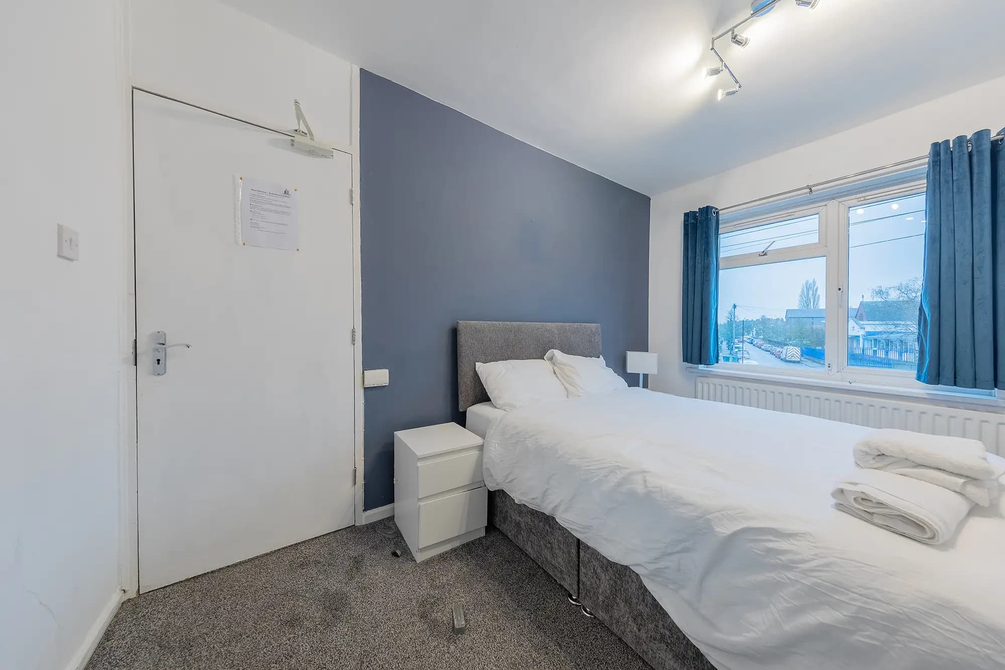 property photo 16 of 31