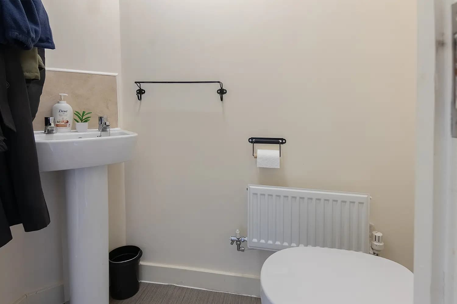 property photo 12 of 27