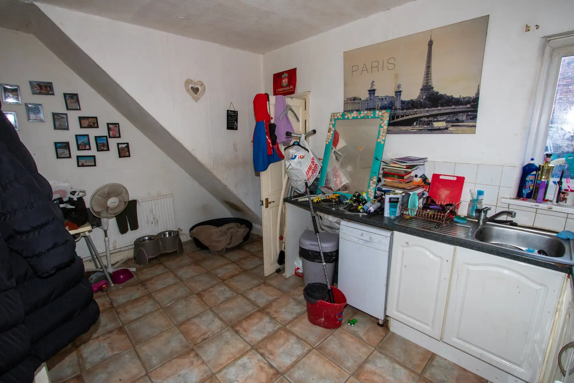 property photo 6 of 21