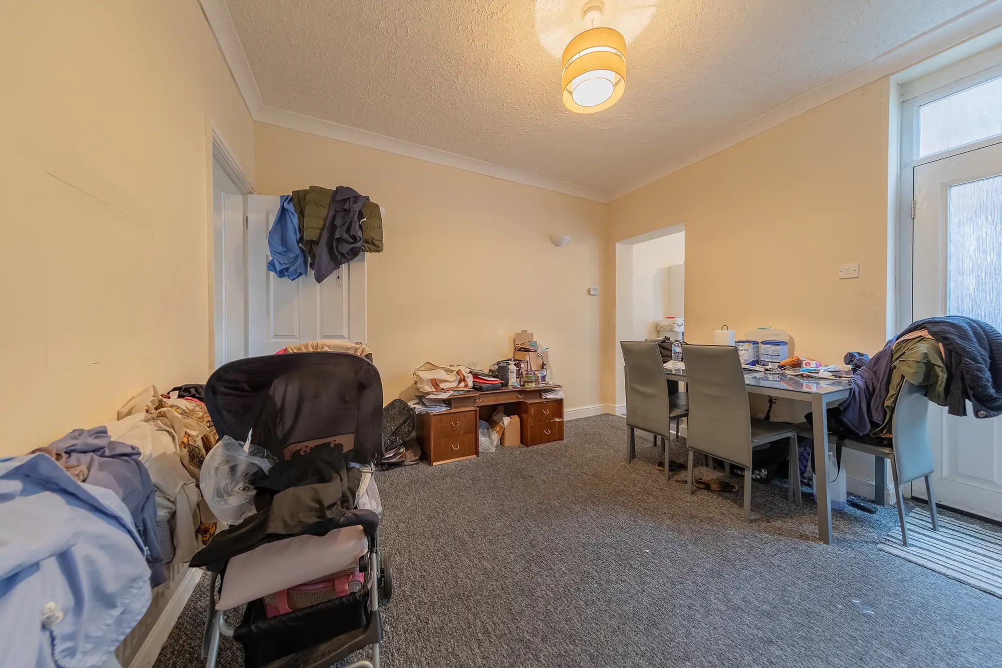 property photo 6 of 27