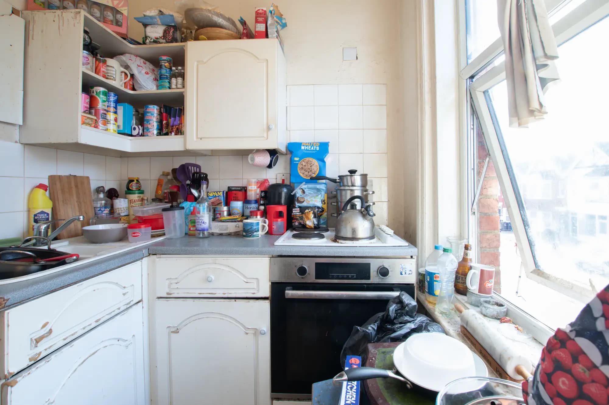 property photo 5 of 11