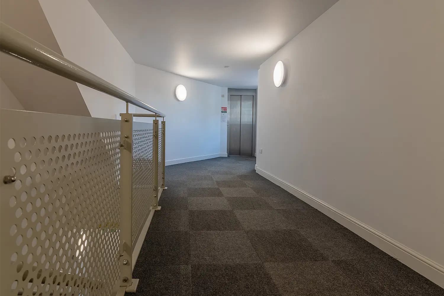 property photo 23 of 28